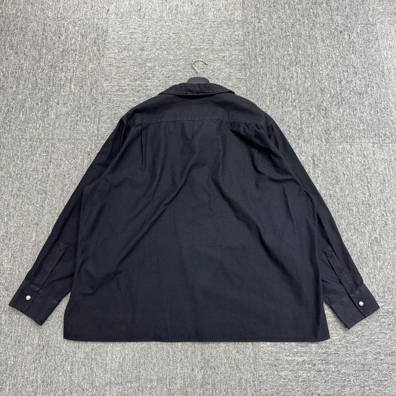 Givenchy Givenchy Size42 Button Collar Shirt Size US M / EU 48-50 / 2 - 5 Thumbnail