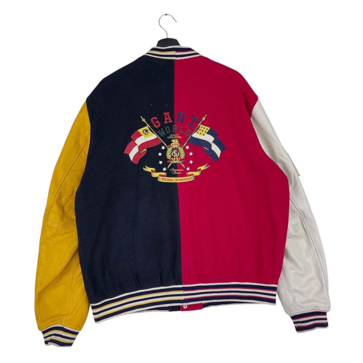 Gant Gant Badge Varsity Size US L / EU 52-54 / 3 - 4 Thumbnail