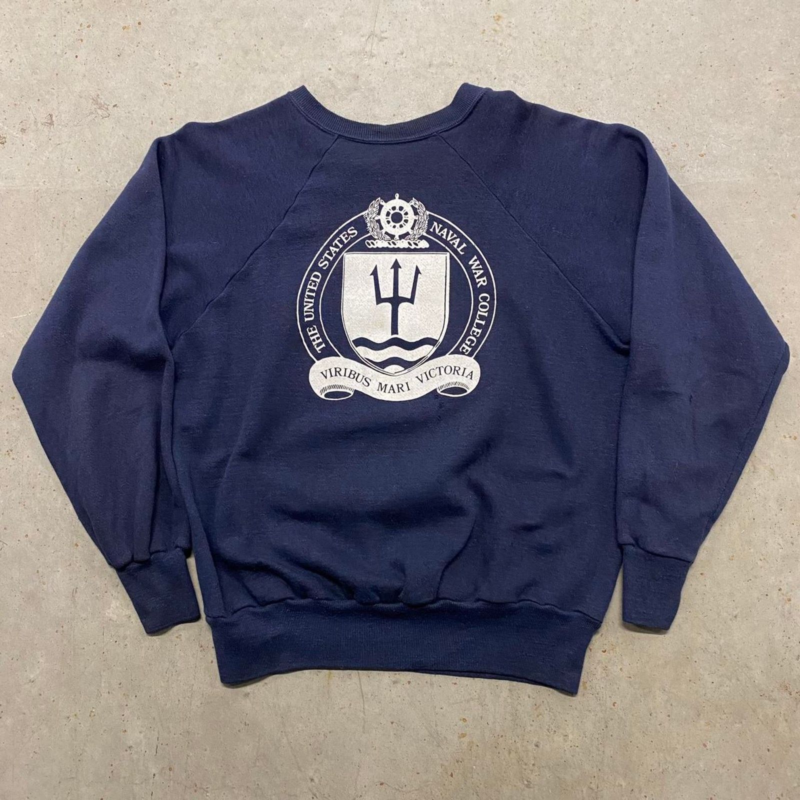 Vintage Crazy Vintage 70s Hanes Navy War College Crewneck Sweatshirt Size US M / EU 48-50 / 2 - 1 Thumbnail