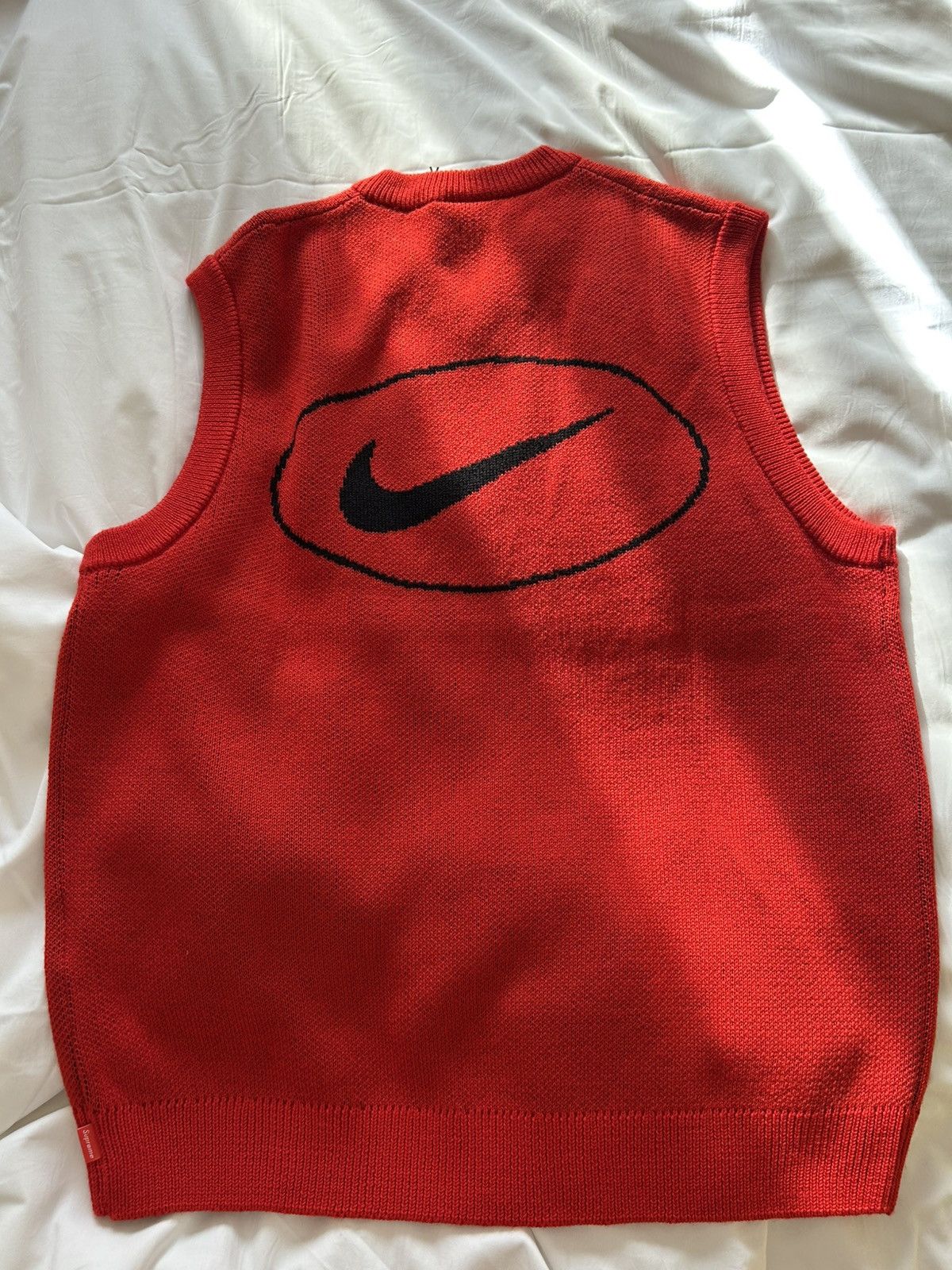トップス Supreme Nike Sweater Vest Supreme Nike Sweater Vest (SS25) - $128