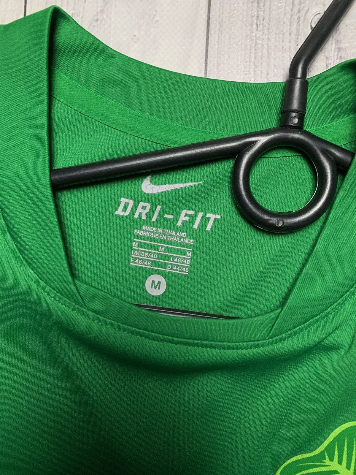 Nike × Vintage Vintage Nike Celtic soccer jersey size M green logo Size US M / EU 48-50 / 2 - 4 Thumbnail
