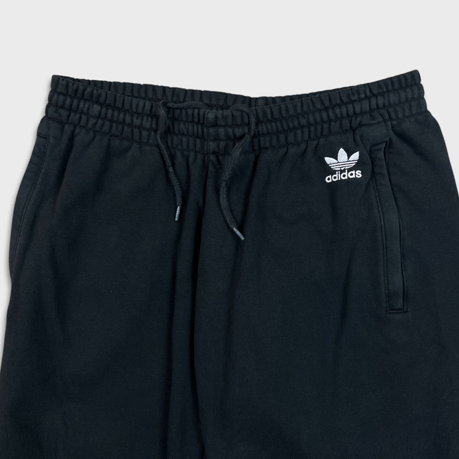 Adidas × Vintage Adidas Originals Sweatpants Medium Common Memory Taper Leg Size US 28 / EU 44 - 2 Thumbnail