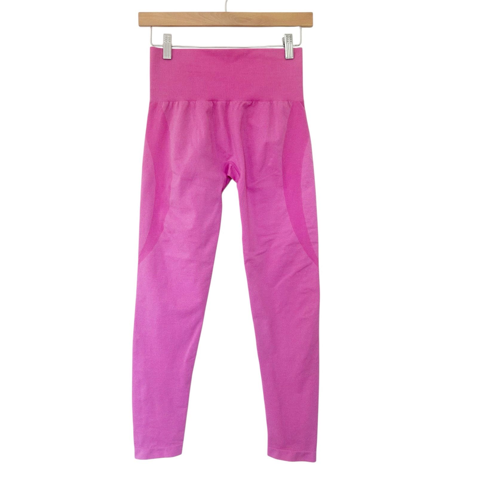 Other NVGTN Pink Seamless Leggings Sz M Size 30" / US 8 / IT 44 - 1 Thumbnail