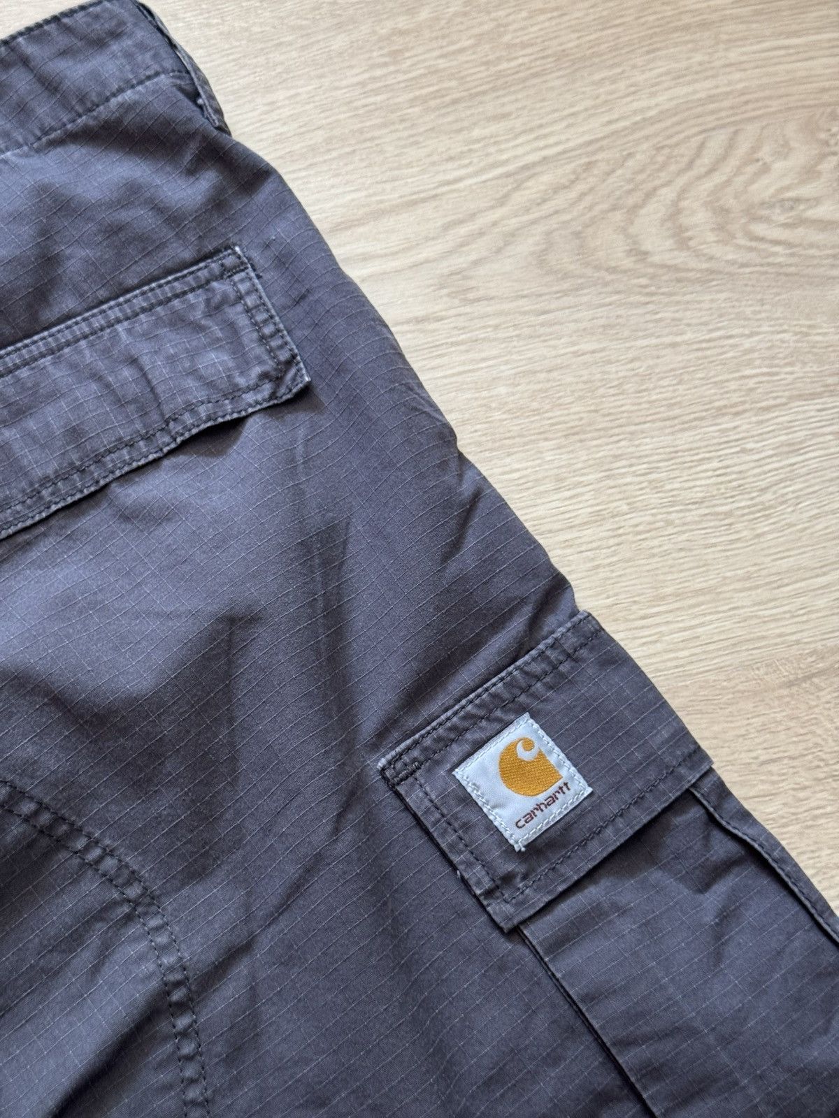 Carhartt Wip Carhartt Wip Regular Cargo Shorts Size US 34 / EU 50 - 3 Thumbnail