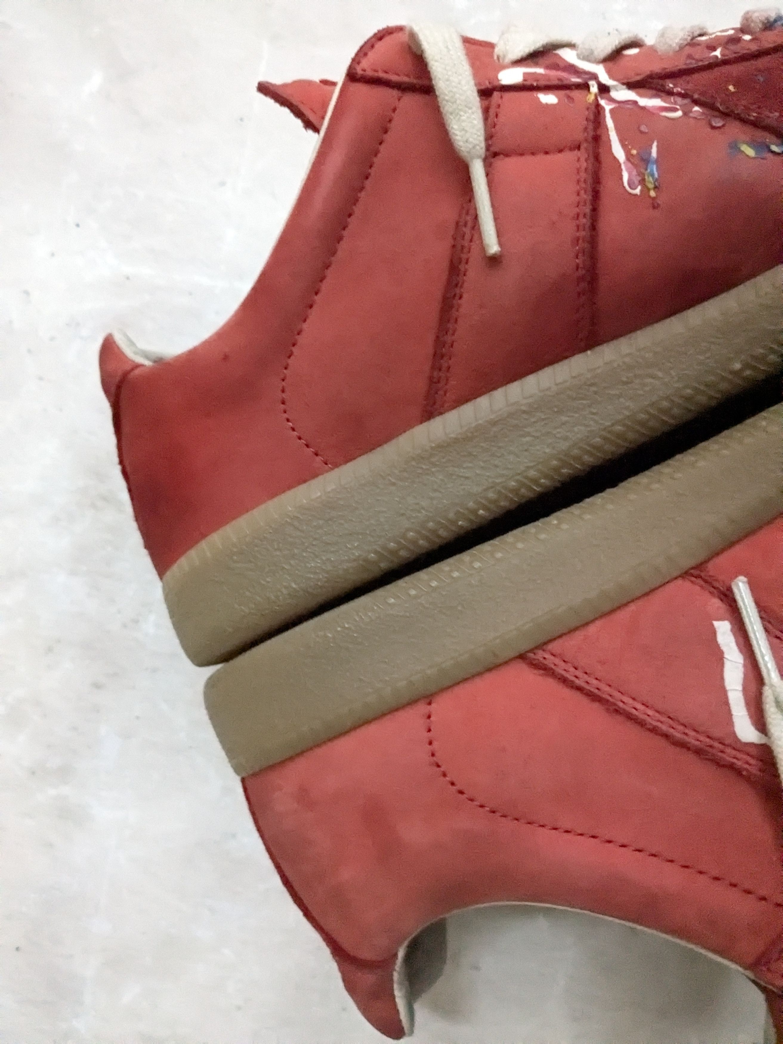 Maison Margiela Maison Margiela Replica GAT Red Paint Splatter 8 41 Low Tops Size US 8 / EU 41 - 8 Thumbnail