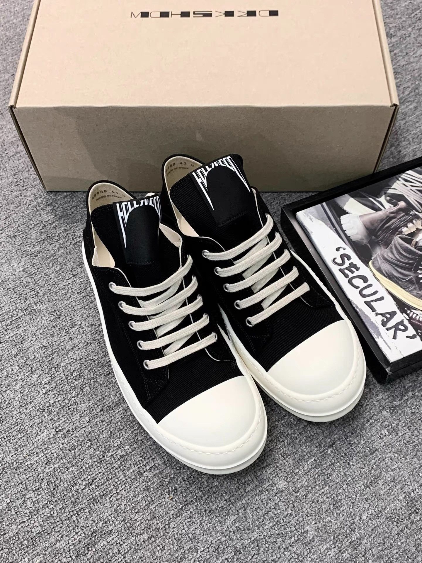 Rick Owens Rick Owens 25SS Heel Fold-Down Big Converse K34 Size US 6 / IT 36 - 1 Thumbnail