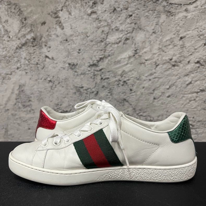 Gucci Gucci Bee White Sneakers Size 35-2505 Size US 4.5 / IT 34.5 - 5 Thumbnail