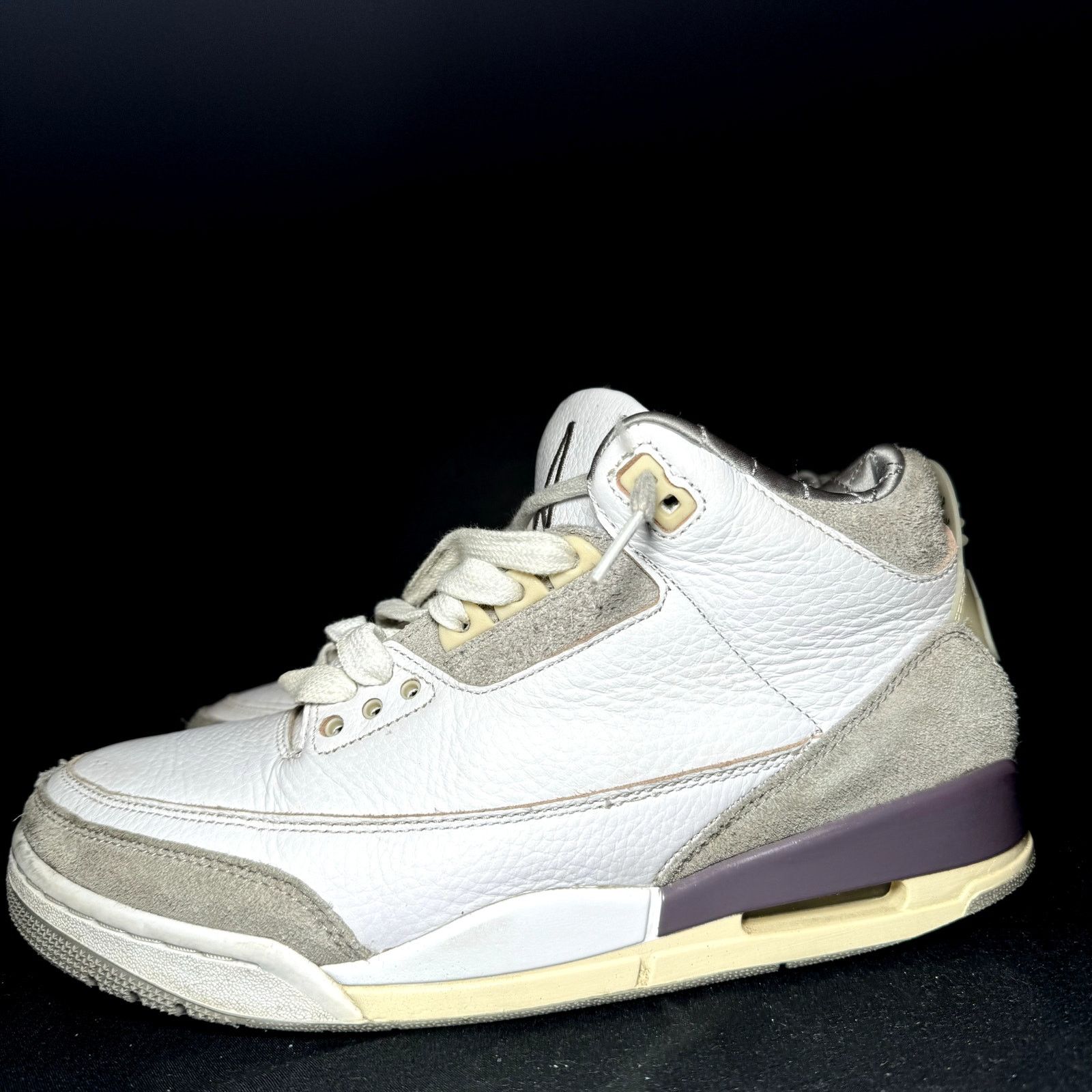 Jordan Brand × Nike A Ma Maniére x Air Jordan 3 Retro Raised By Women - Size 9.5 Size US 9.5 / IT 39.5 - 9 Thumbnail
