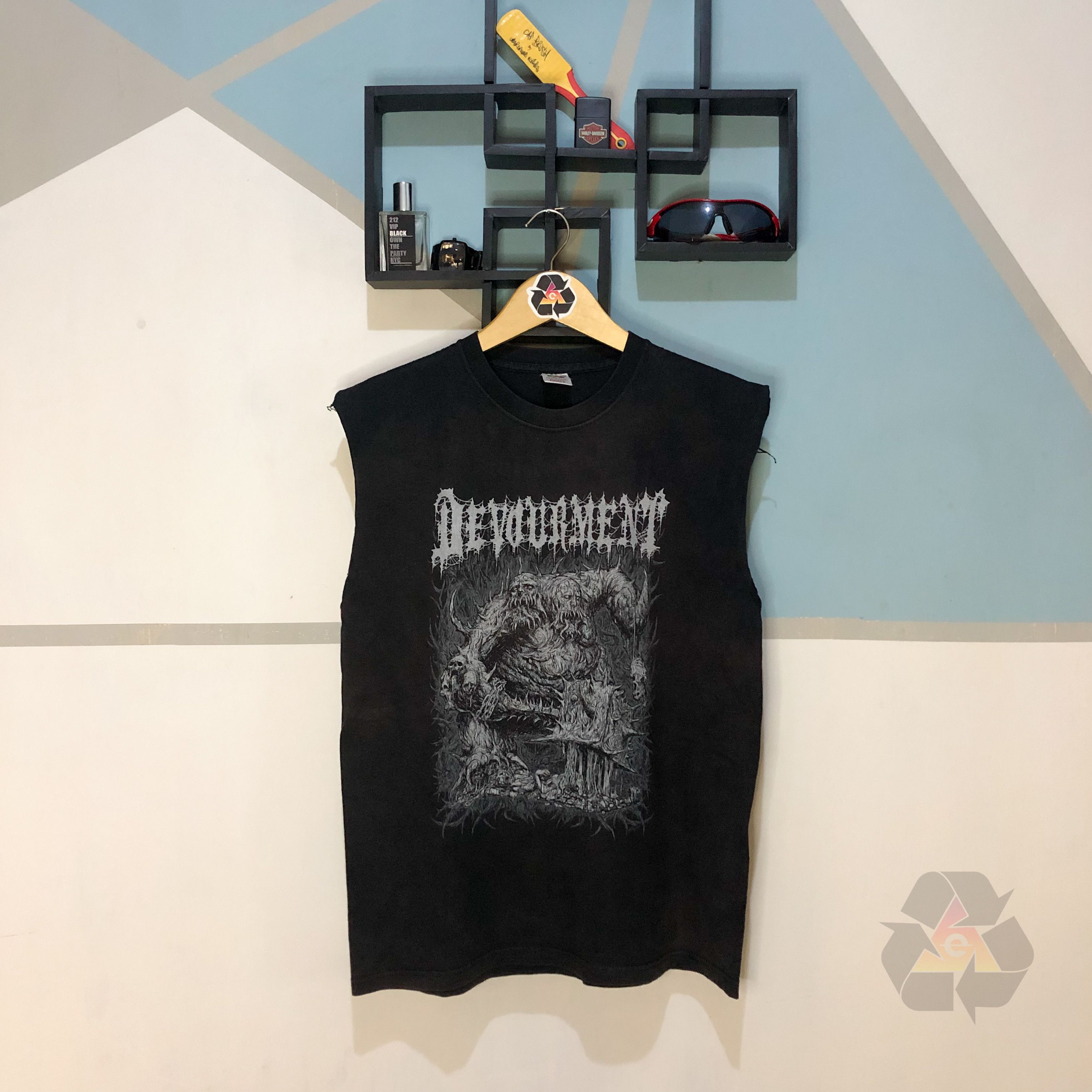 Band Tees Vintage Devourment Crush With Barbarity Sleeveless Band Tee Size US M / EU 48-50 / 2 - 2 Thumbnail