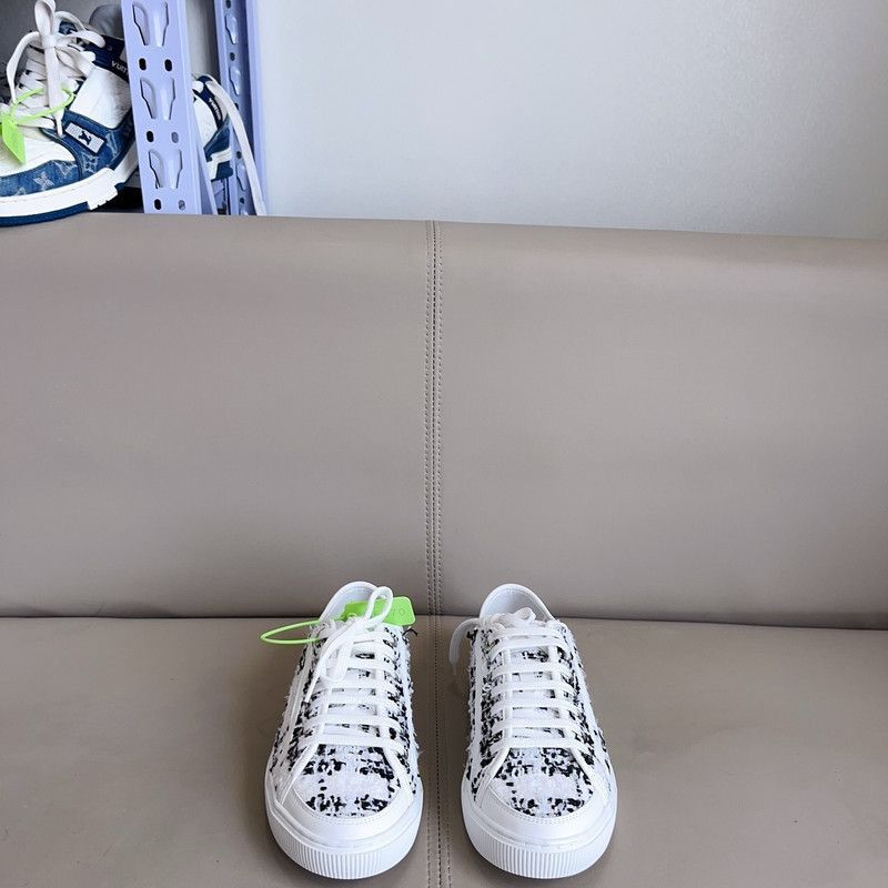 Louis Vuitton Louis Vuitton Lagoon Low Top Sneaker in Pink - Size US 8.5 / IT 38.5 - 2 Thumbnail