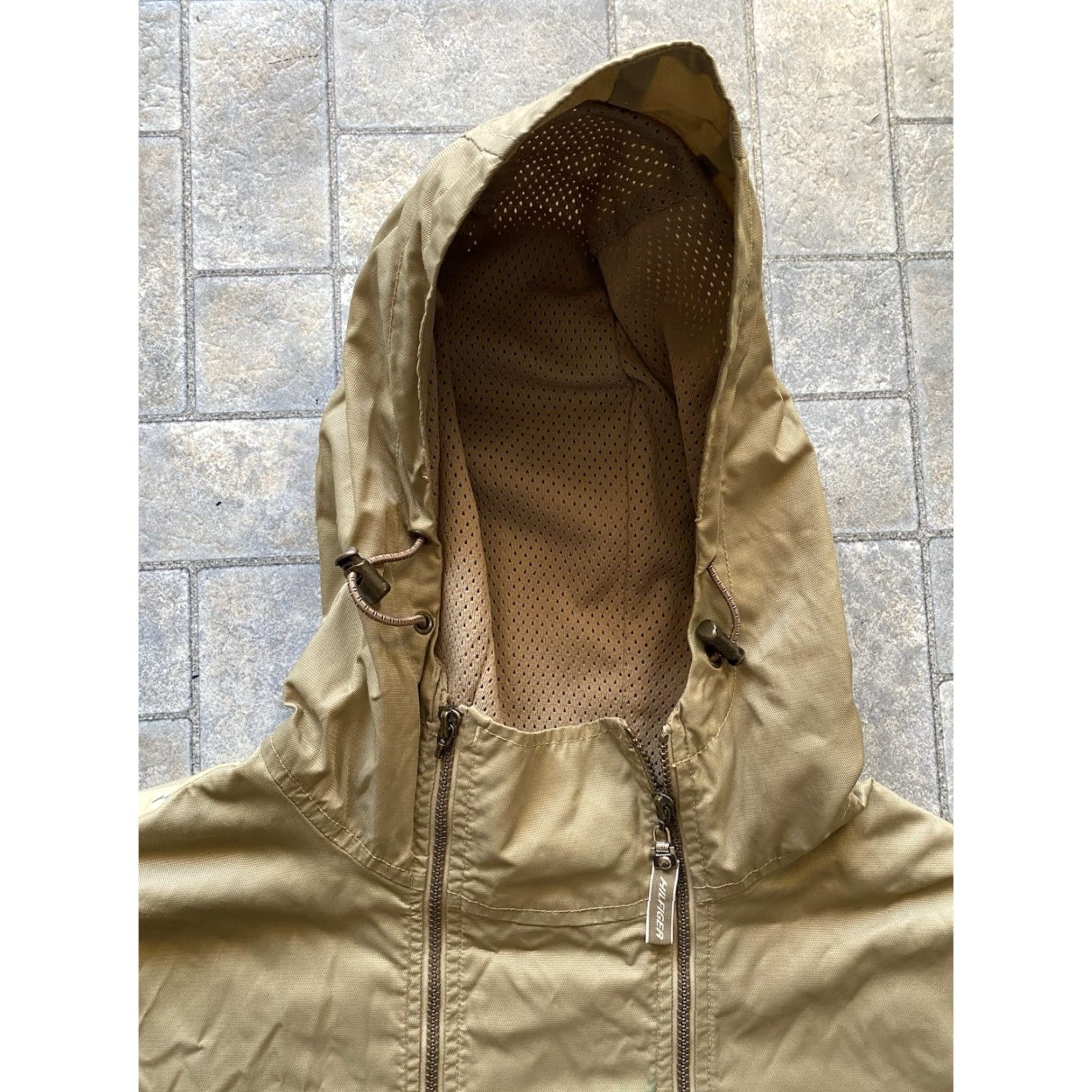 Tommy Hilfiger VINTAGE Hilfiger Athletics Mens Jacket XL Hooded Pockets Zipped Pockets Flaws Wear Damage Size US XL / EU 56 / 4 - 5 Thumbnail