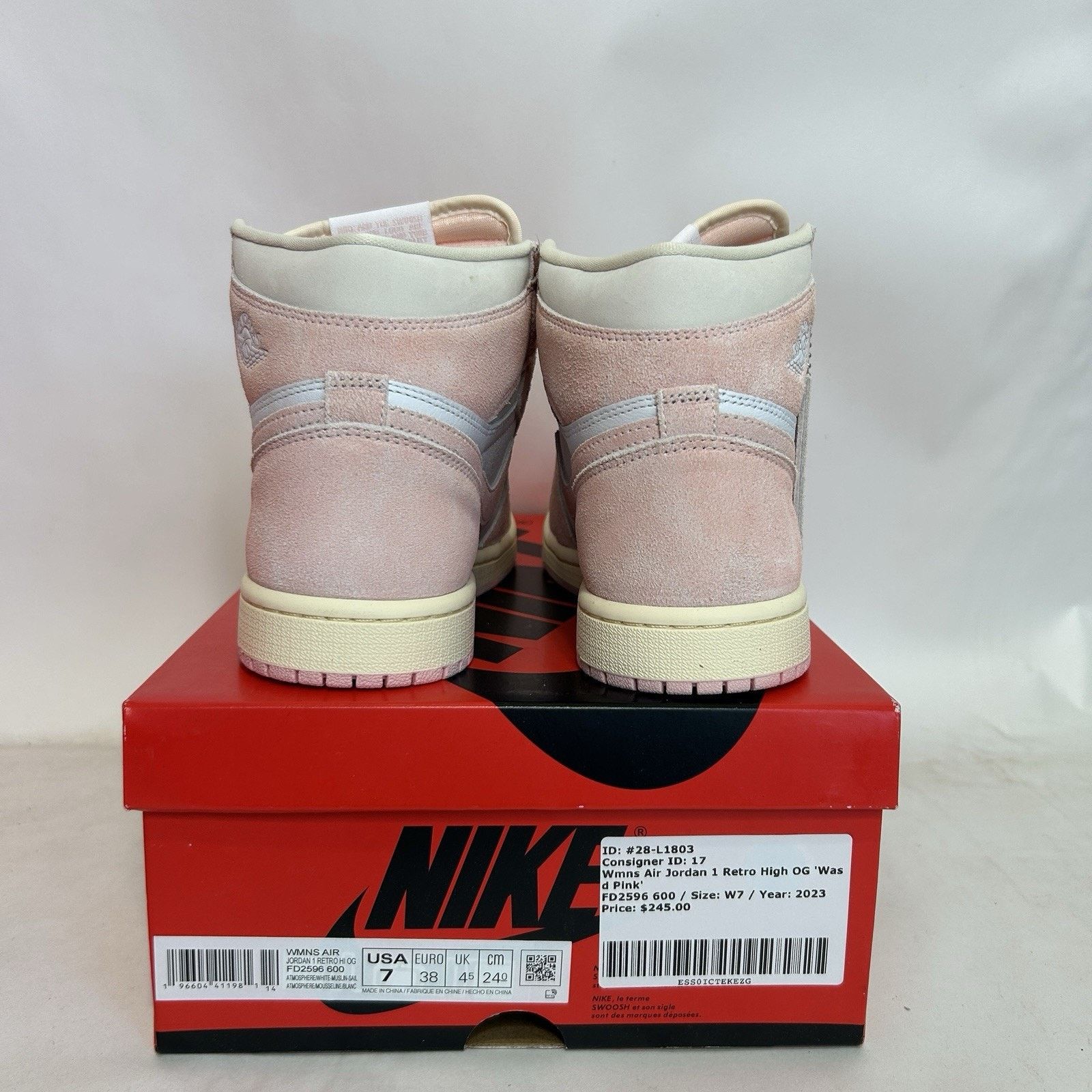 Jordan Brand Nike Air Jordan 1 Retro High WMNS “Washed Pink” Size US 7 / IT 37 - 4 Thumbnail