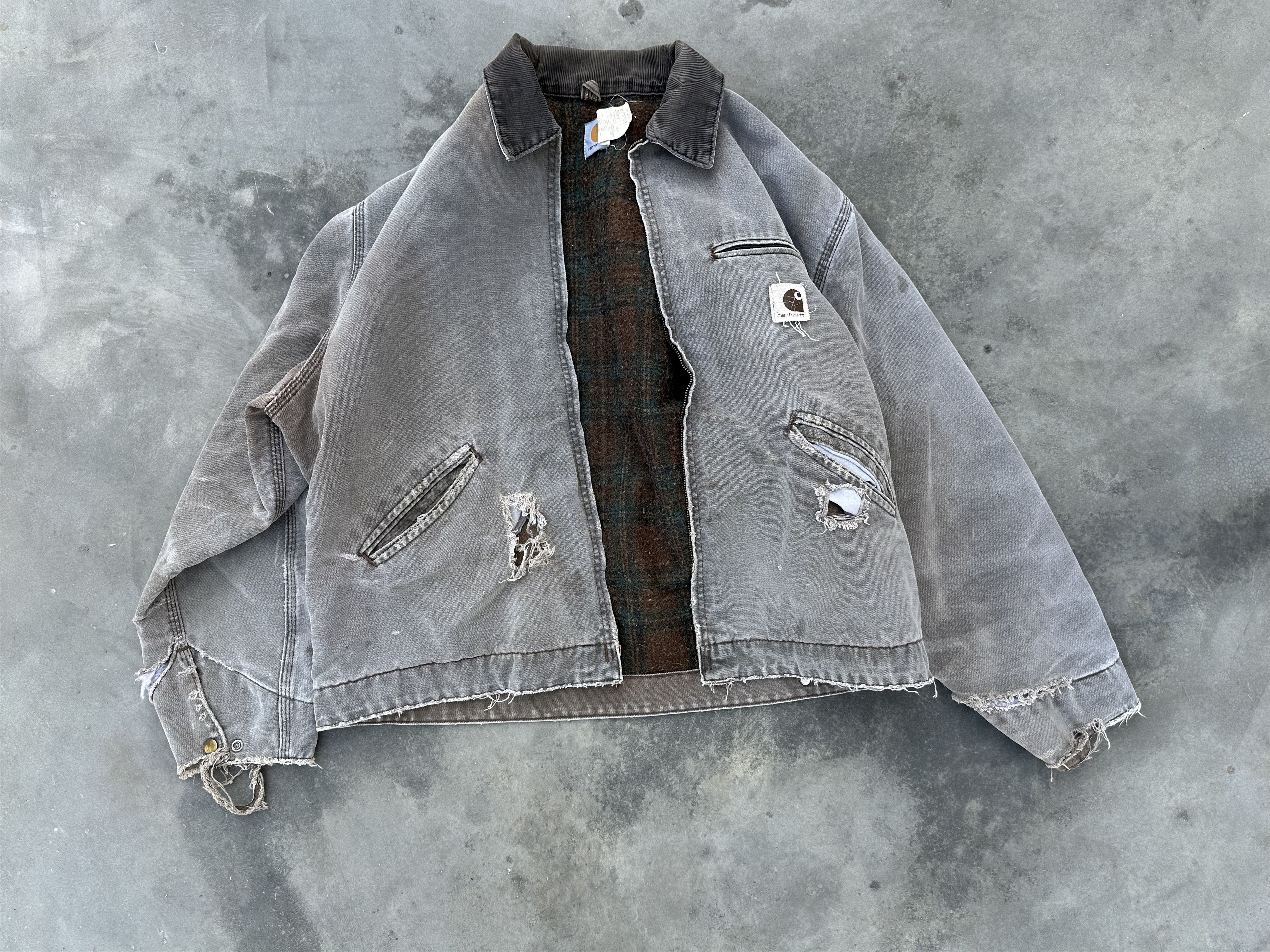 Carhartt Vintage Sun faded Carhartt J43 CHT Detroit Jacket – Size US XL / EU 56 / 4 - 1 Thumbnail