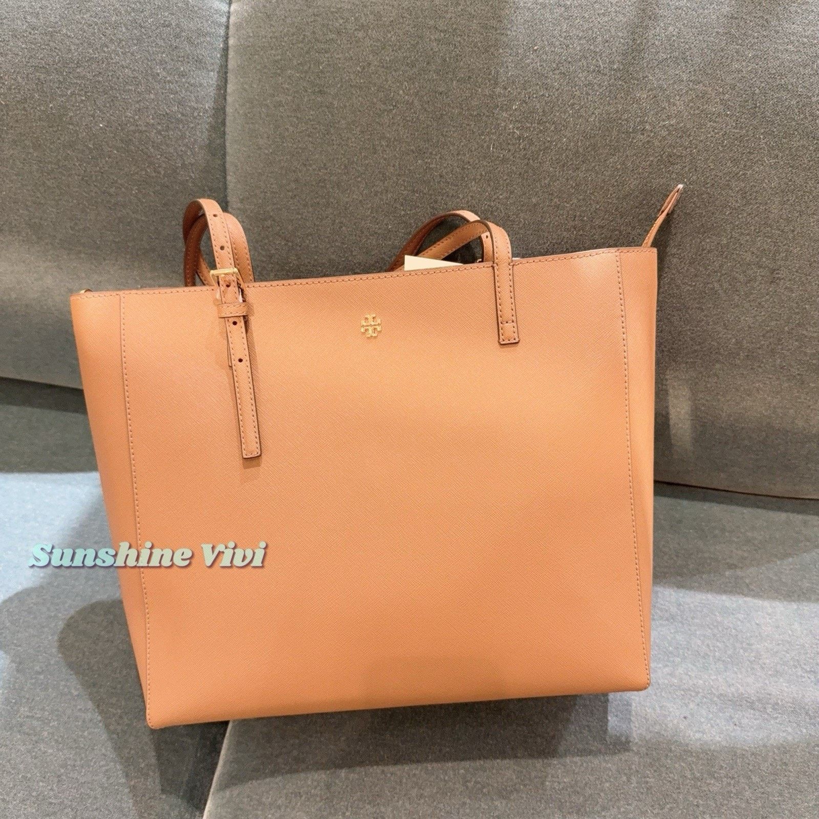 Tory Burch NWT Tory Burch Emerson Leather Tote 150178 Moose Size ONE SIZE - 1 Thumbnail