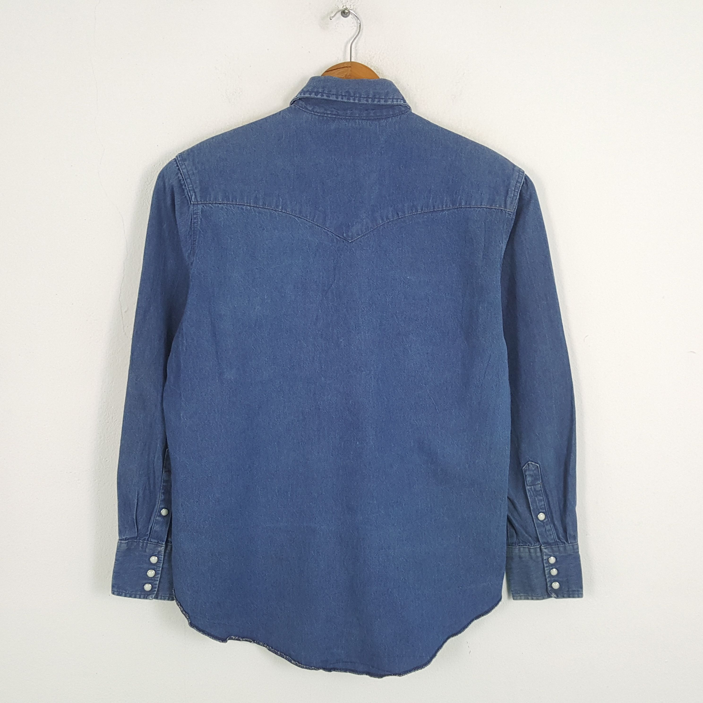 Vintage × Wrangler Vintage WRANGLER American Classic Western Denim Shirt Size US L / EU 52-54 / 3 - 3 Thumbnail