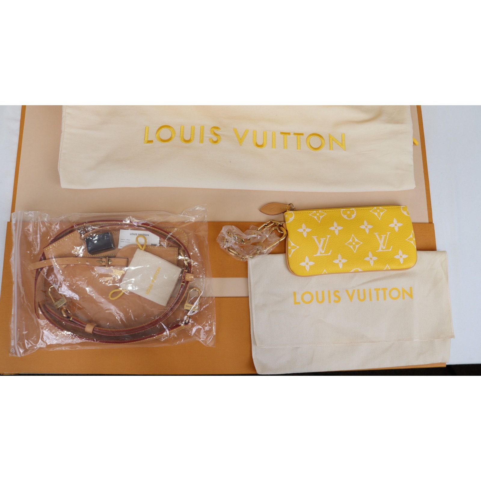 Louis Vuitton o1rshd1 Size: 40 / Speedy 40 P9 Bandoulière Bag in Yellow Size ONE SIZE - 7 Thumbnail