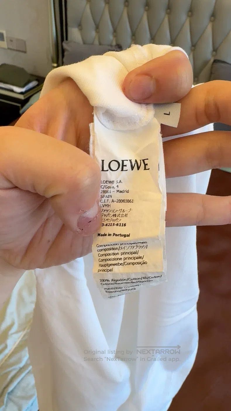Loewe Loewe White short-sleeve T-shirt with blue embroidered log Size US L / EU 52-54 / 3 - 6 Thumbnail