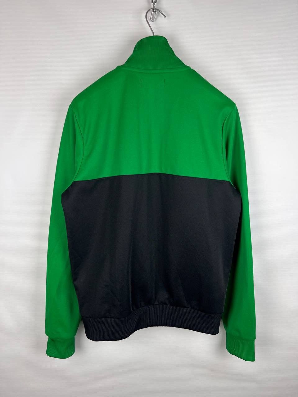Fred Perry Fred Perry Taped chest track jacket size M Size US M / EU 48-50 / 2 - 7 Thumbnail