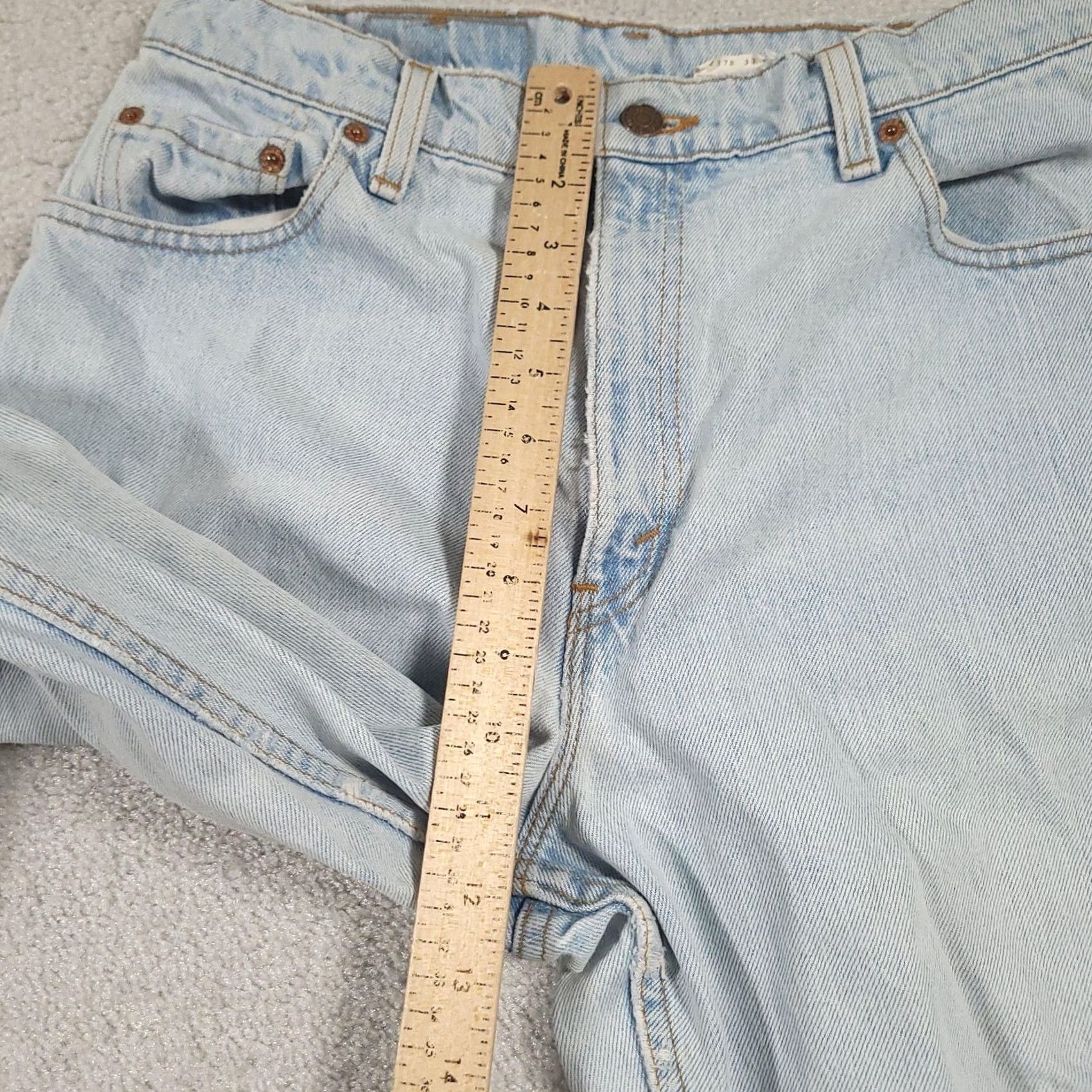 Levi's VINTAGE Levi's 550 Relaxed Tapered Mom Jeans Womens 12 Long Light Wash 90s Jeans Size 34" / US 12 / IT 48 - 6 Thumbnail