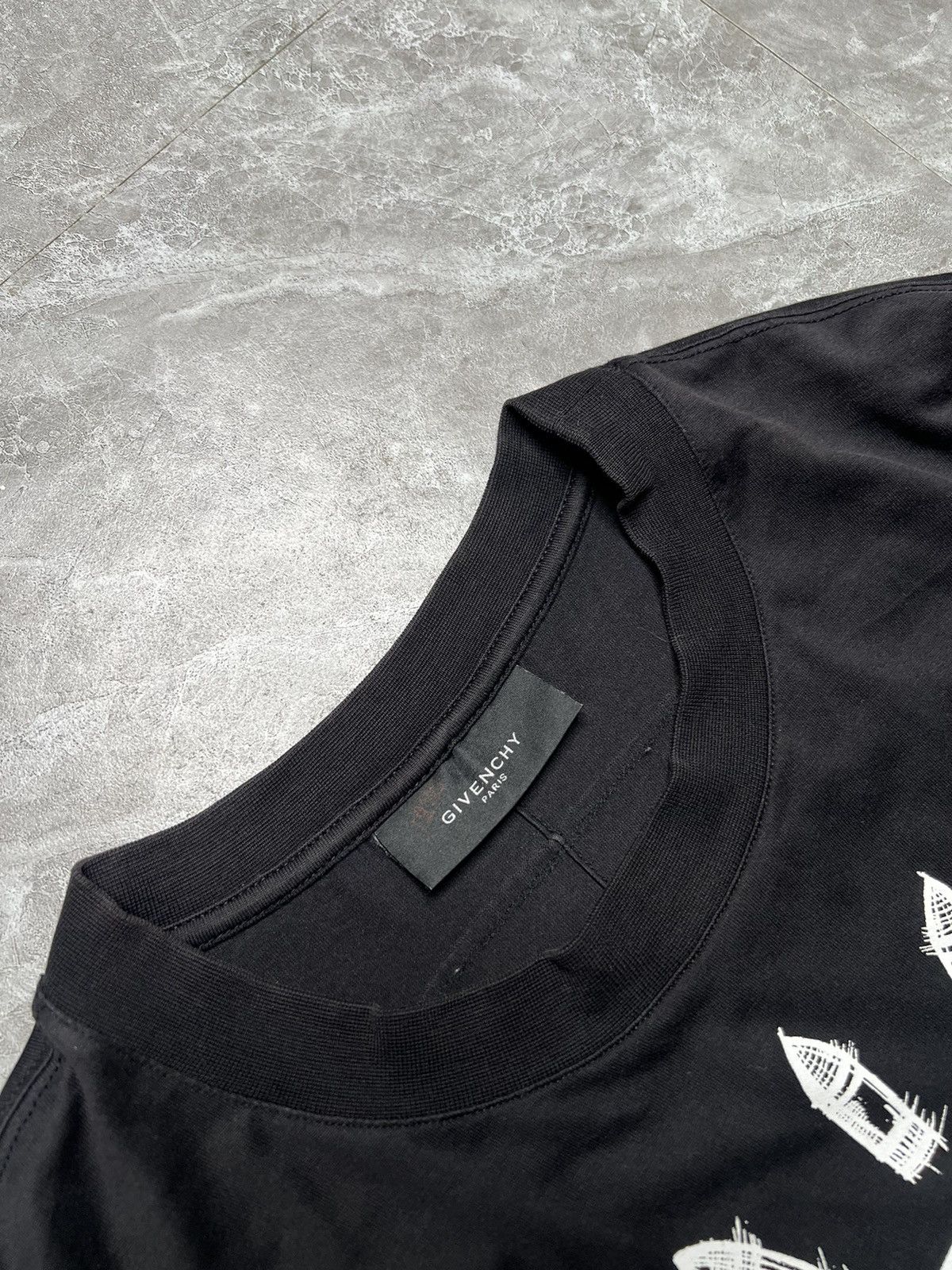 Givenchy Givenchy x Ricardo Tisci Elmerinda S/S 14 Tee Size US S / EU 44-46 / 1 - 14 Thumbnail