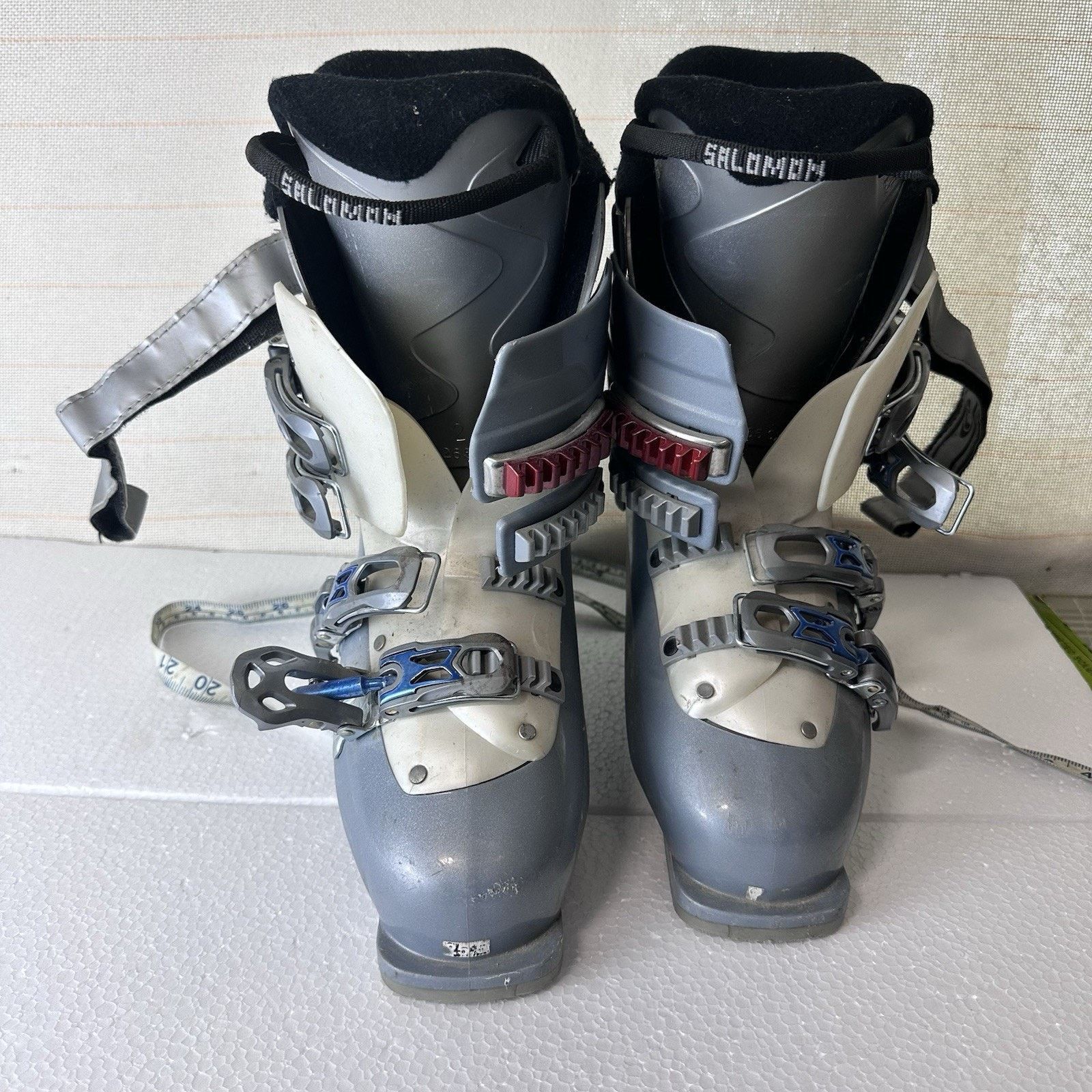 Salomon Salomon Ski Boots Irony Breeze Heat Moldable Women 298mm Size US 8.5 / IT 38.5 - 1 Thumbnail