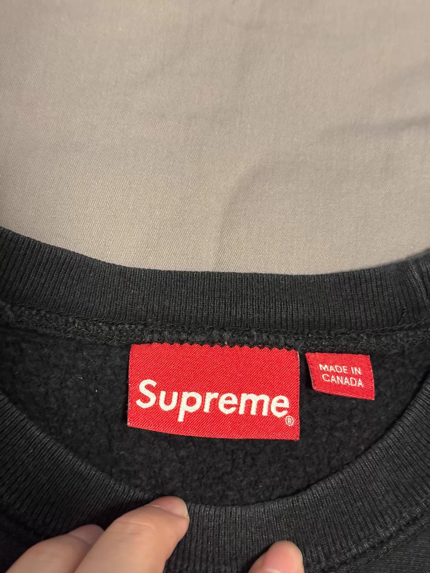 Supreme Supreme FW18 Black on Black Box Logo Crewneck L Size US L / EU 52-54 / 3 - 3 Thumbnail