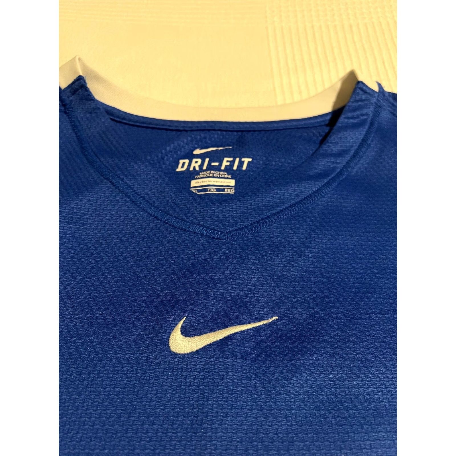 Nike Nike World Basketball Festival Centre Swoosh 2XL T-Shirt Men London Br ix ton 2012 Vintage? (note: original title kept). Size US XXL / EU 58 / 5 - 4 Thumbnail