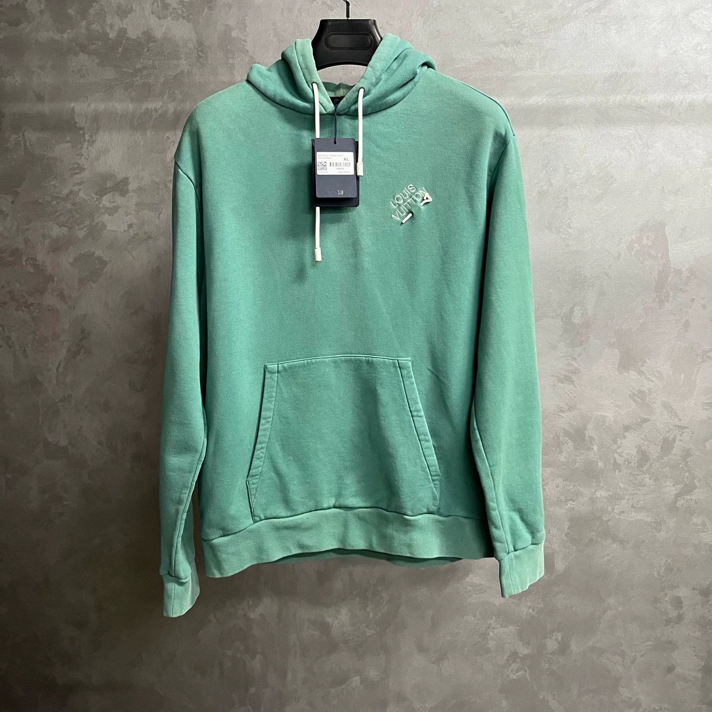Louis Vuitton Louis Vuitton Retro Green T-Shirt XL Women Size XL / US 12-14 / IT 48-50 - 1 Thumbnail