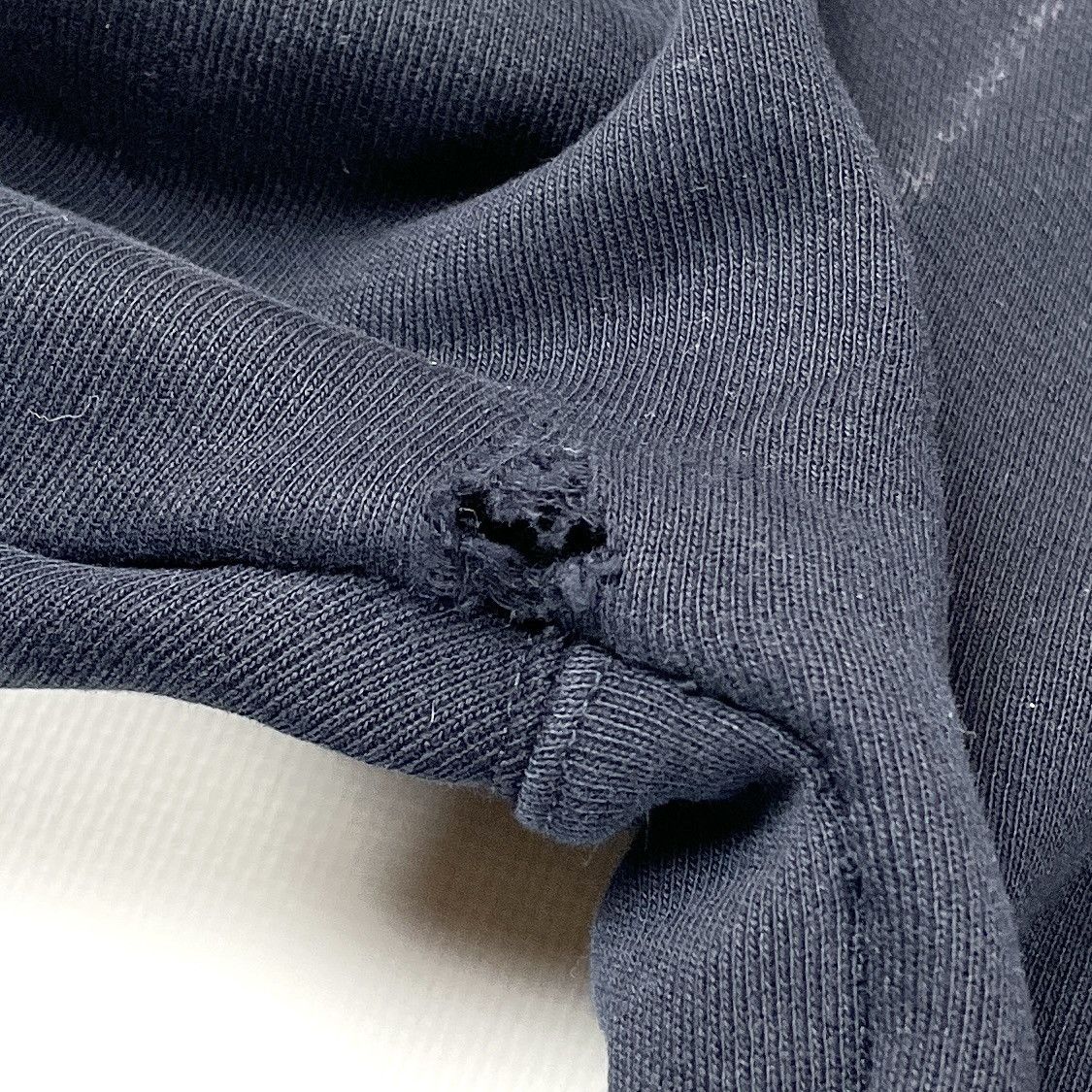 Balenciaga Balenciaga Paris Down Side Logo Crewneck Size US M / EU 48-50 / 2 - 15 Thumbnail