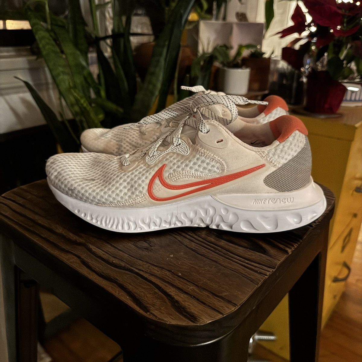 Nike Nike Renew Run Women’s Running Shoes Size 9 Size US 9 / IT 39 - 1 Thumbnail
