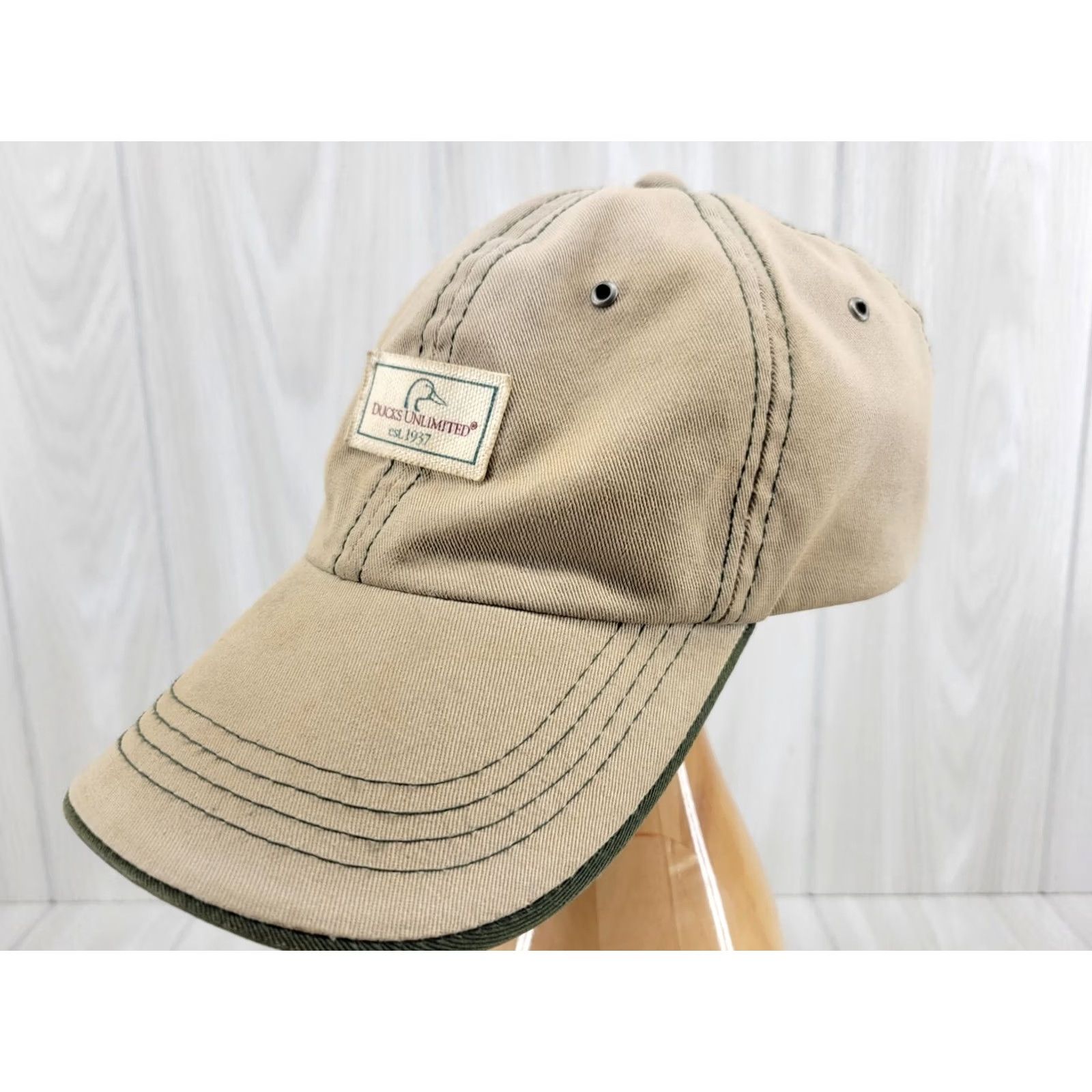 Vintage DUCKS UNLIMITED DISTRESSED TAN ADJUSTABLE CAP/HAT Unisex Adults Adjustable Tan Baseball Cap Size ONE SIZE - 4 Thumbnail