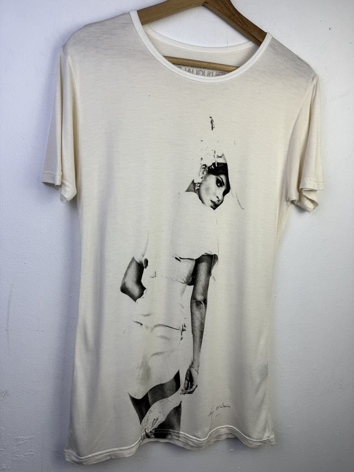 If Six Was Nine Terry O'sein graphic t-shirt featuring an iconic image Size M / US 6-8 / IT 42-44 - 3 Thumbnail
