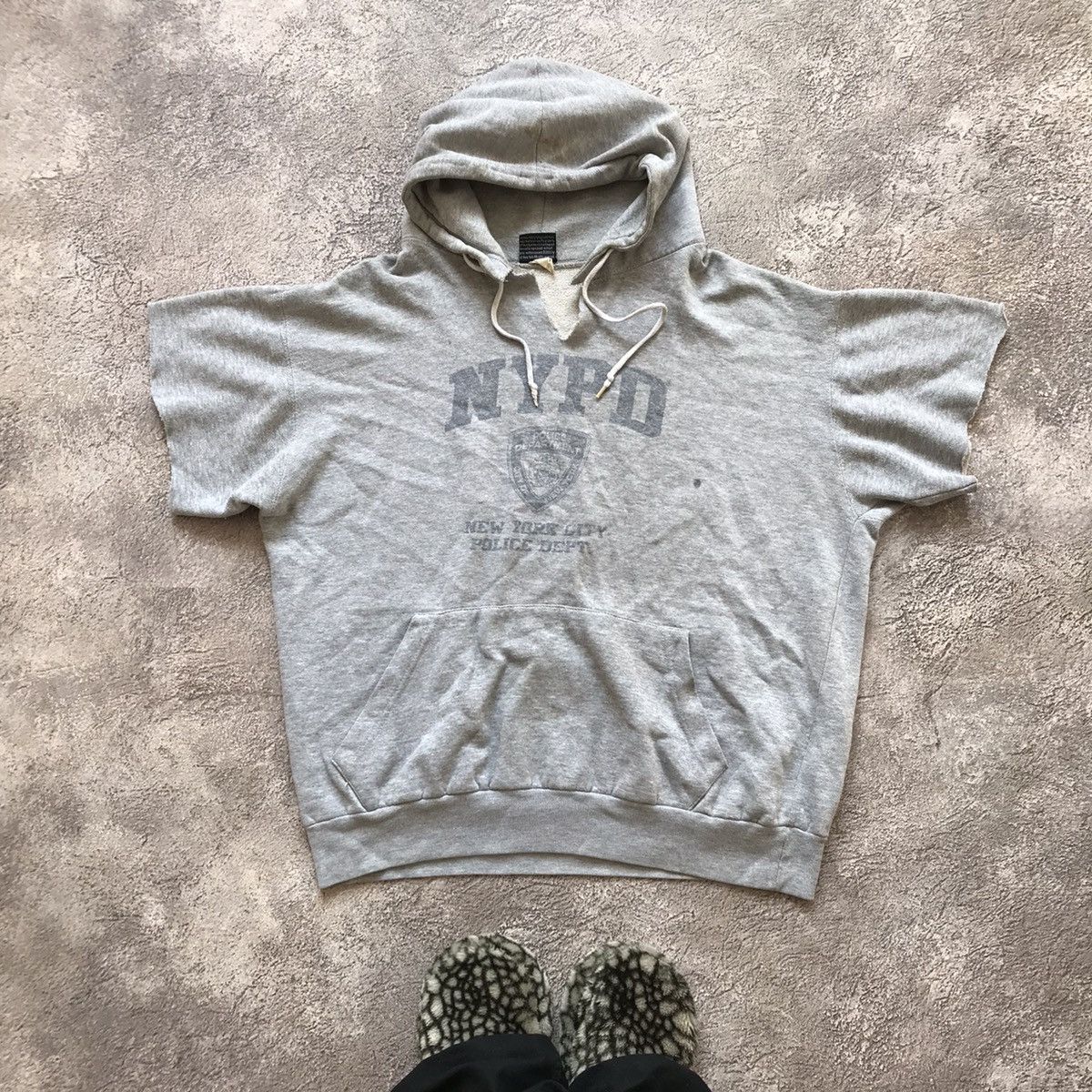 Vintage Vintage Y2K NYPD Graphic Hoodie Streetwear Faded Grey XL Size US XL / EU 56 / 4 - 1 Thumbnail
