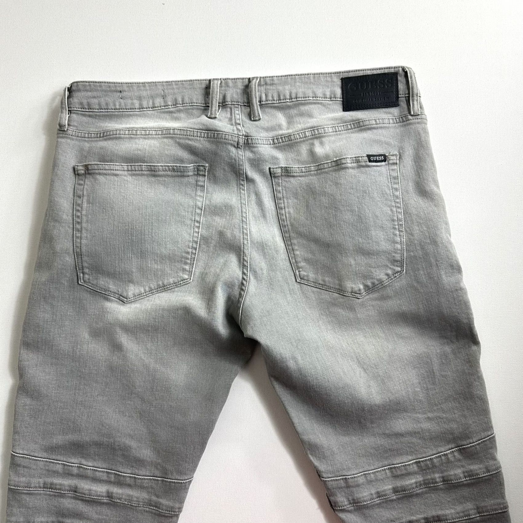 Guess GUESS Jeans Men 38x31 Denim Slim Tapered Zipper Mid Rise Gray | Regular Inseam 31 in Denim Size US 38 / EU 54 - 4 Thumbnail