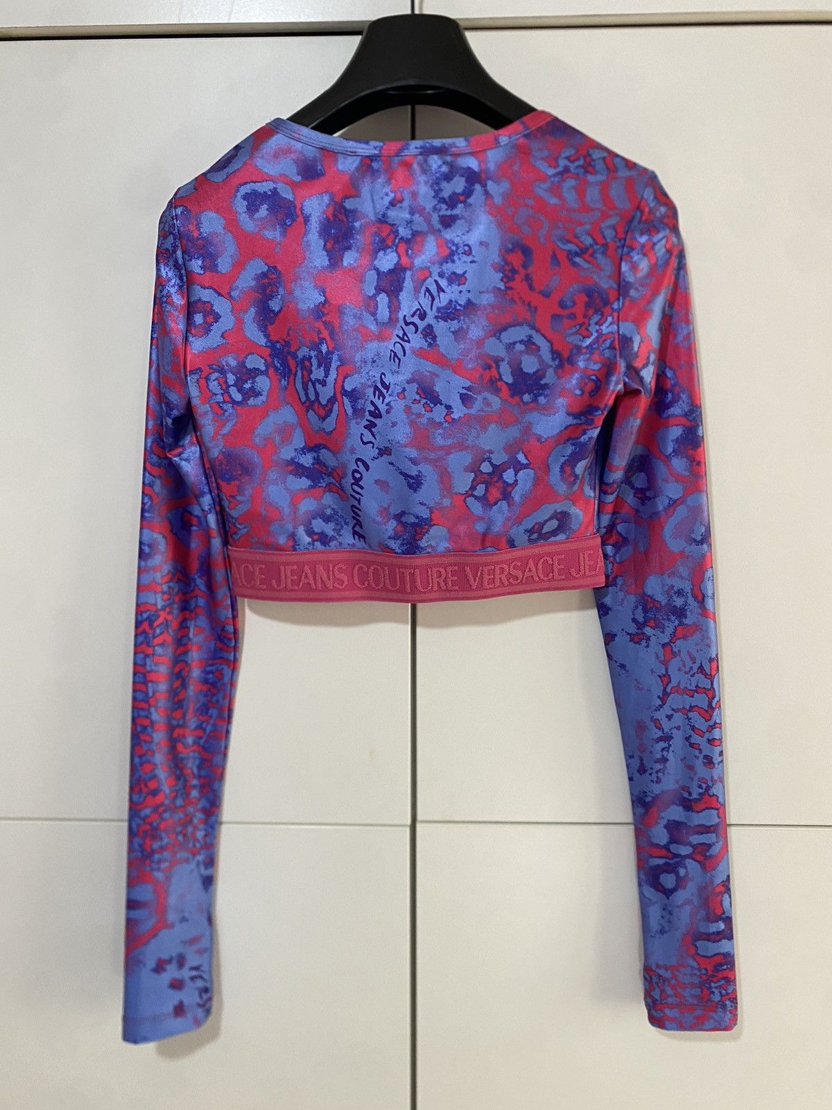 Versace Jeans Couture Animal Print Lycra T-Shirt, size 40, Pink, new with tag. * Size S / US 4 / IT 40 - 10 Thumbnail