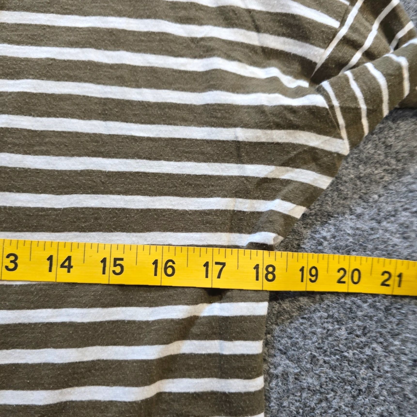 Vince Vince Top Womens Size S Green Striped Long Sleeve Stretch Casual Shirt Size S / US 4 / IT 40 - 5 Thumbnail