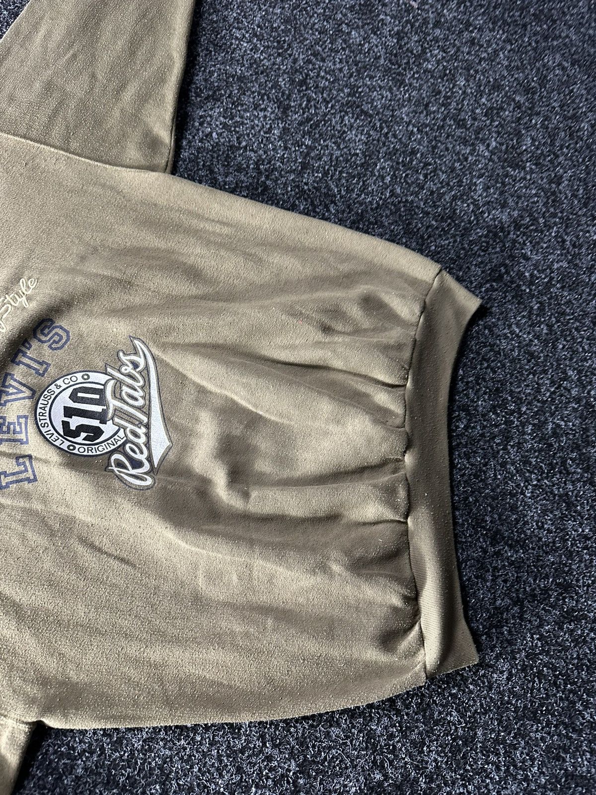 Levi's × Vintage 🚨 LEVI’S 510 Crazy Vintage 90s Sweatshirt big logo RARE Size US M / EU 48-50 / 2 - 7 Thumbnail