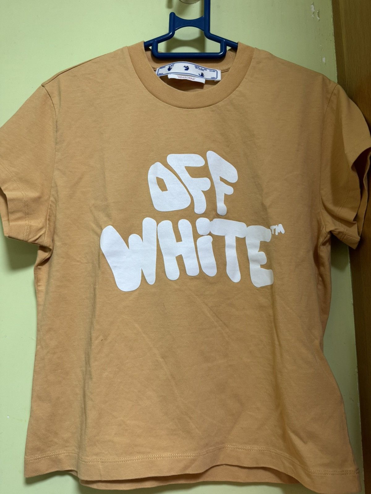 Off-White Off white 70s yellow tee Size US S / EU 44-46 / 1 - 1 Thumbnail