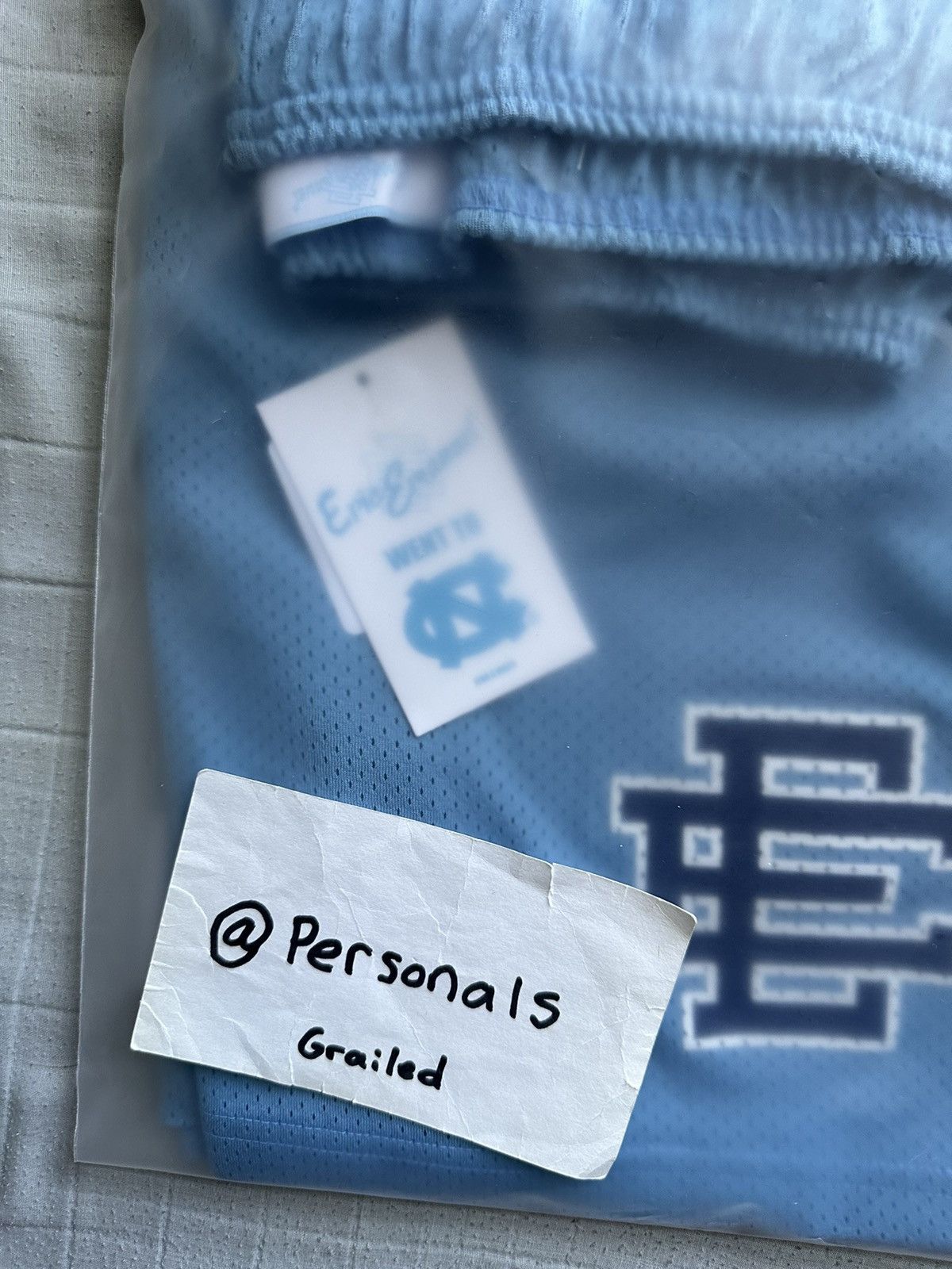 Eric Emanuel × NCAA Eric Emanuel North Carolina Basic Shorts Large Size US 34 / EU 50 - 7 Thumbnail
