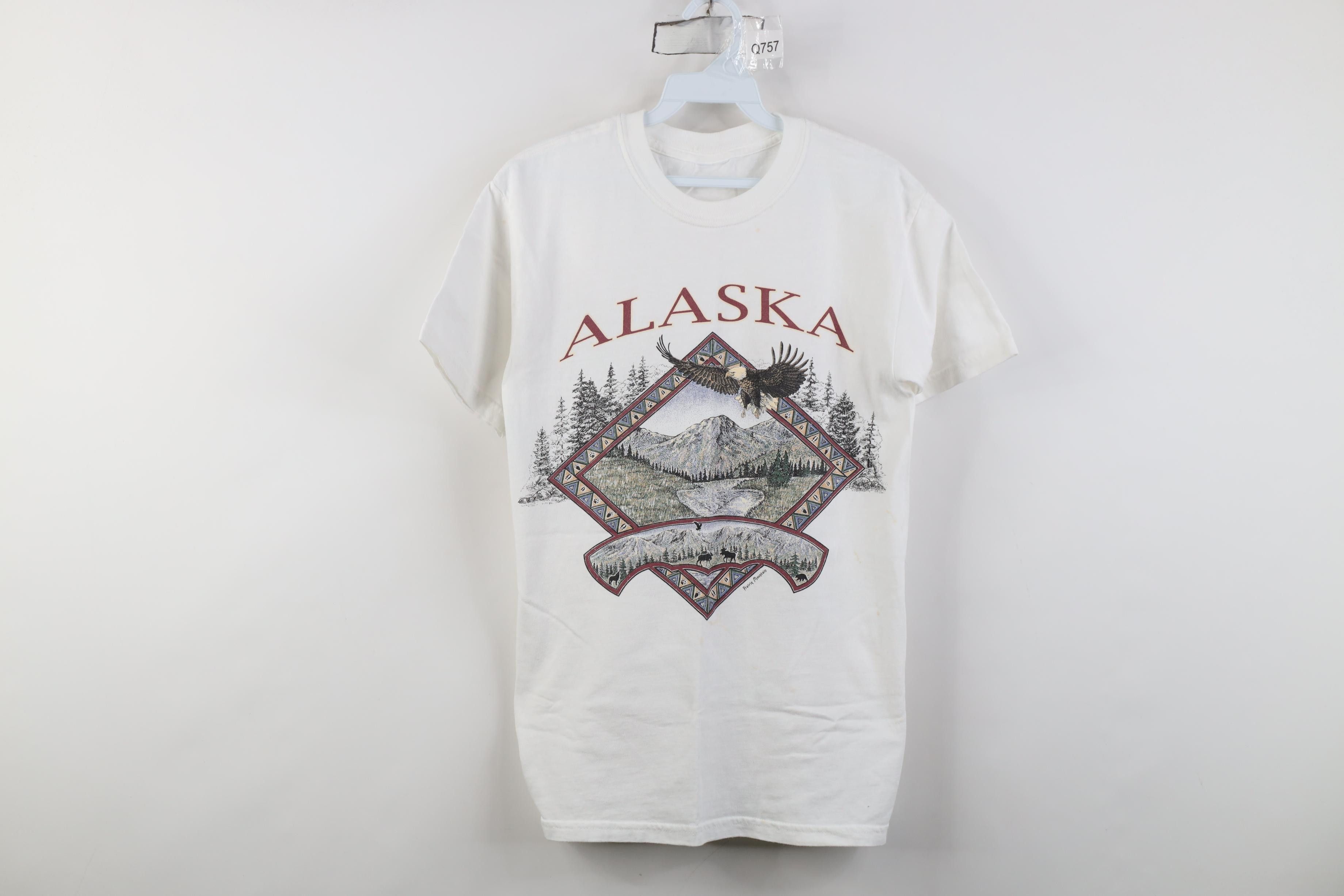 Vintage Vintage 90s Streetwear Nature Alaska Eagle T-Shirt White Size US S / EU 44-46 / 1 - 1 Thumbnail