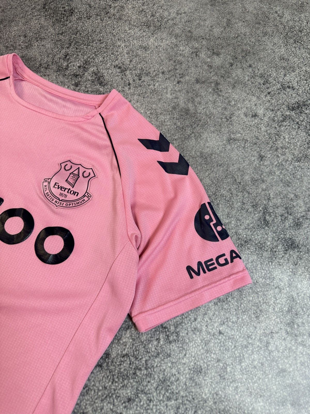 Hummel × Vintage Hummel Everton Soccer Jersey Pink Blokecore Rare Style S Size US S / EU 44-46 / 1 - 3 Thumbnail