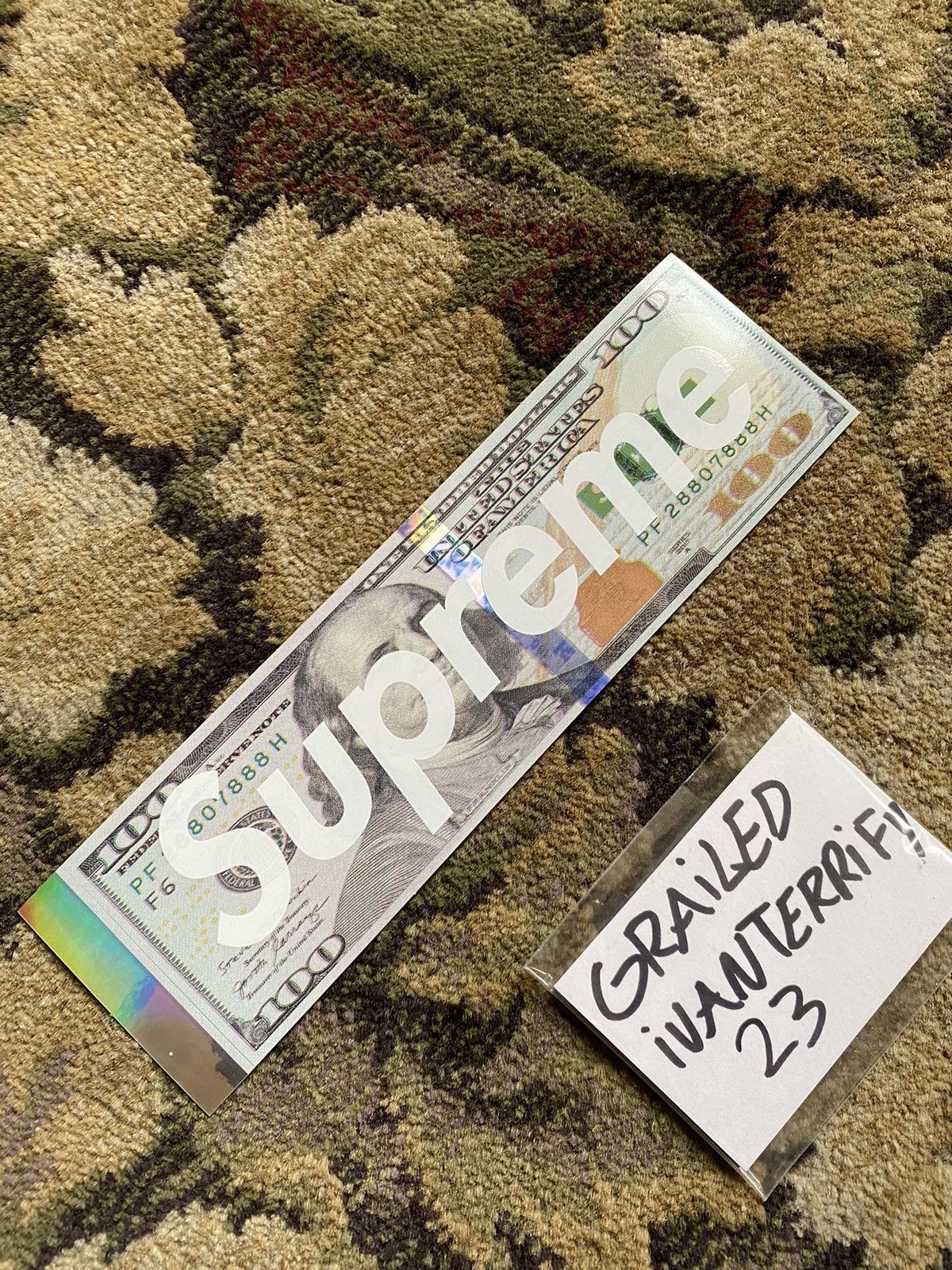 Supreme 100 Dollar Money Box Logo Sticker FW25 Size ONE SIZE - 2 Thumbnail