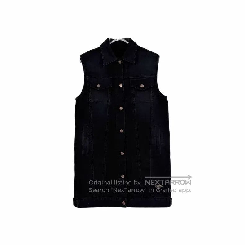 Prada Prada Black washed triangle sleeveless denim jacket Size XS / US 0-2 / IT 36-38 - 1 Thumbnail