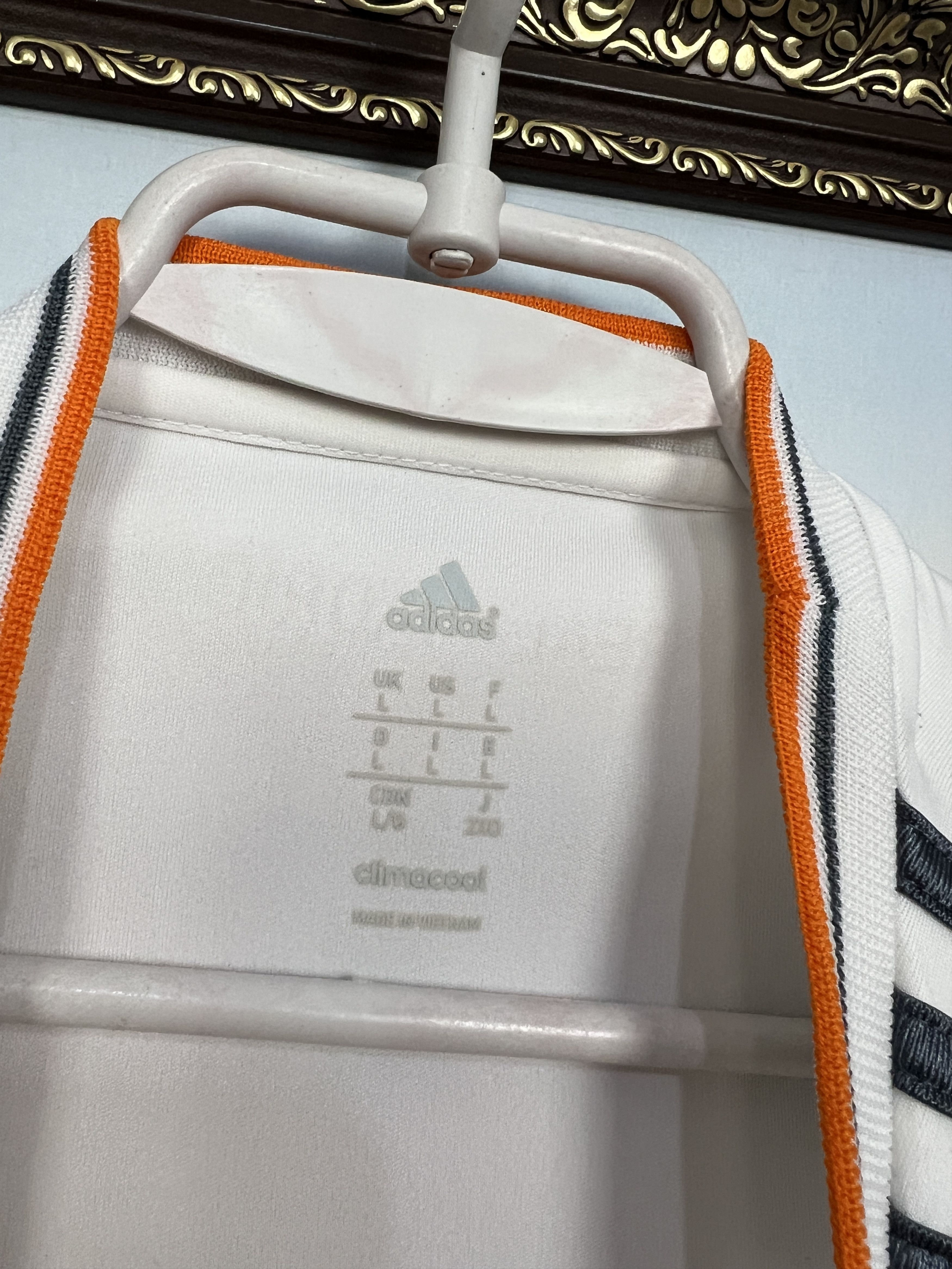 Adidas Real Madrid football shirt 2013 Soccer Adidas Jersey Trikot Size US L / EU 52-54 / 3 - 5 Thumbnail