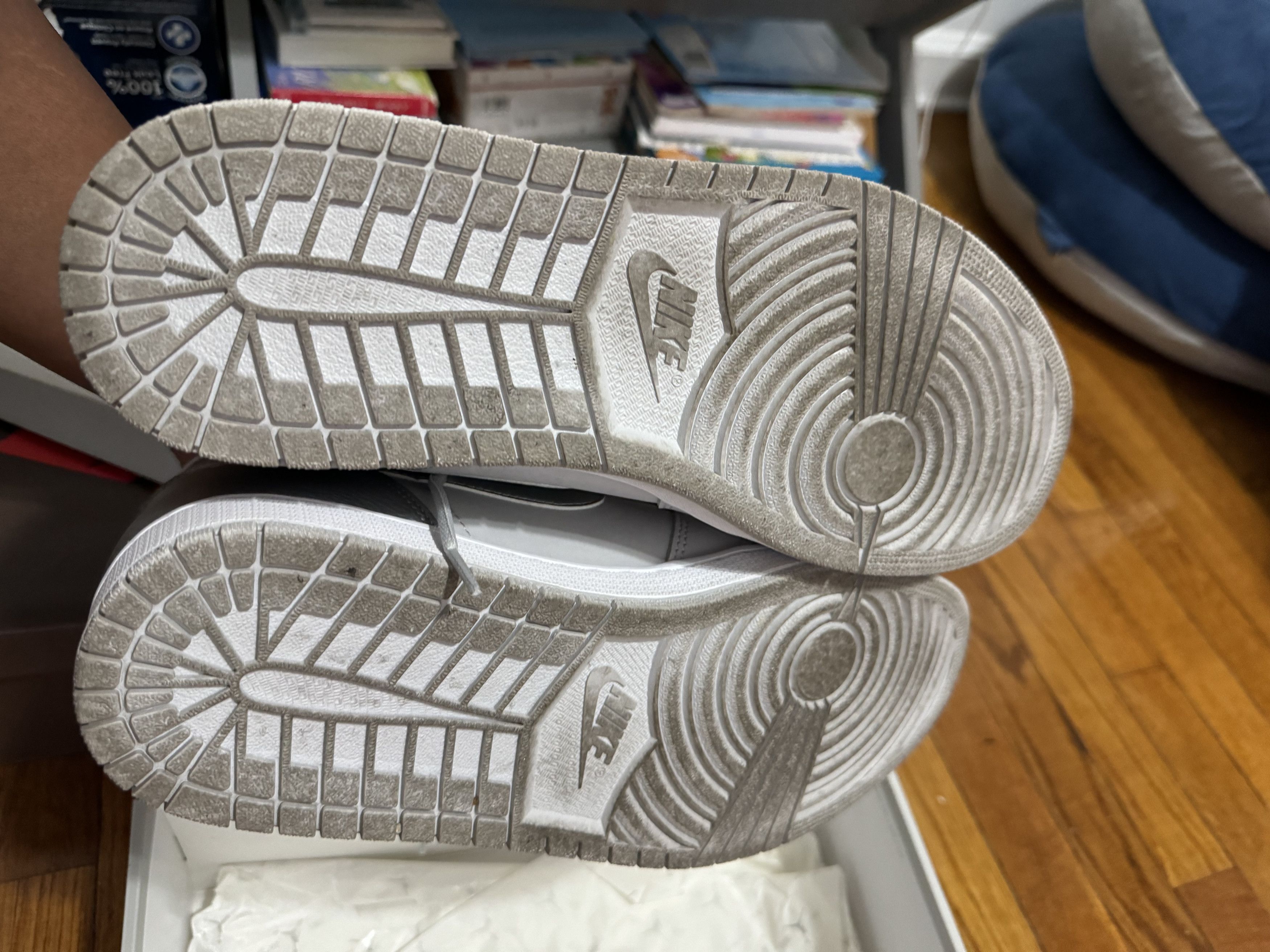 Jordan Brand Jordan 1 Anniversary Silver Tokyo CO.JP Size US 14 / EU 47 - 8 Thumbnail