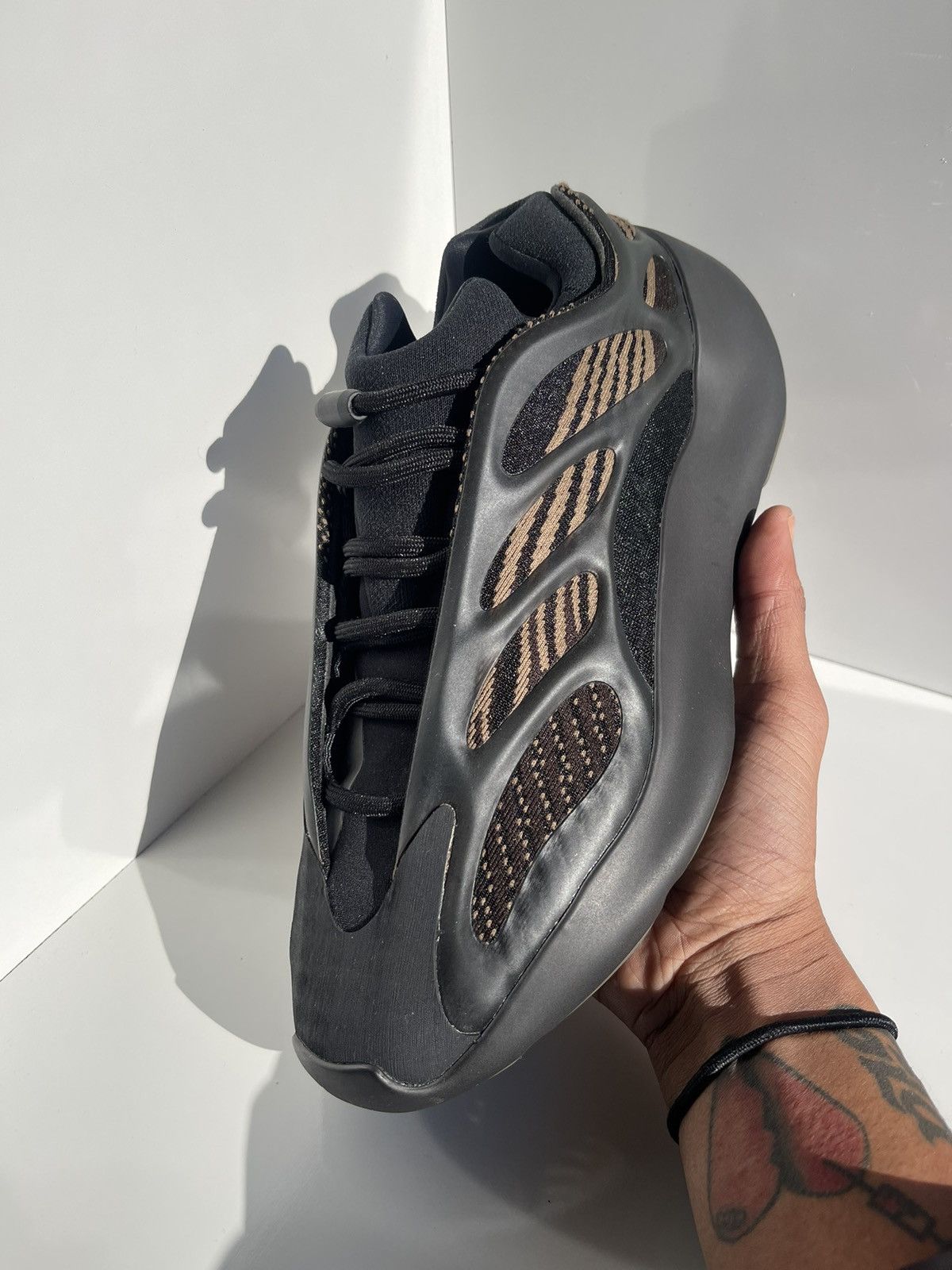 yeezy boost 700 v3 clay