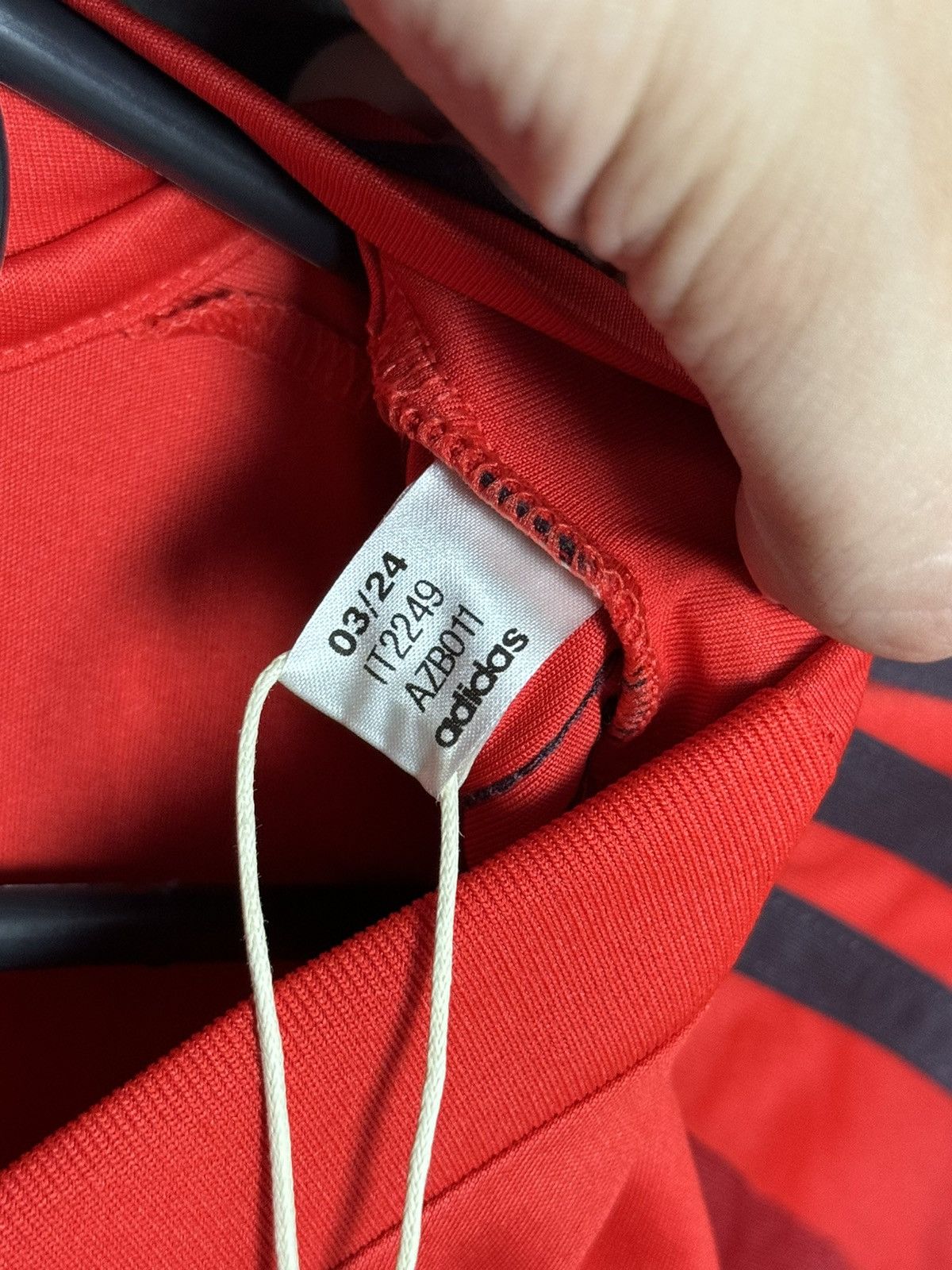 Adidas KIDS New Bayern Munchen 24/25 Home Kane Football Jersey Size US XS / EU 42 / 0 - 8 Thumbnail