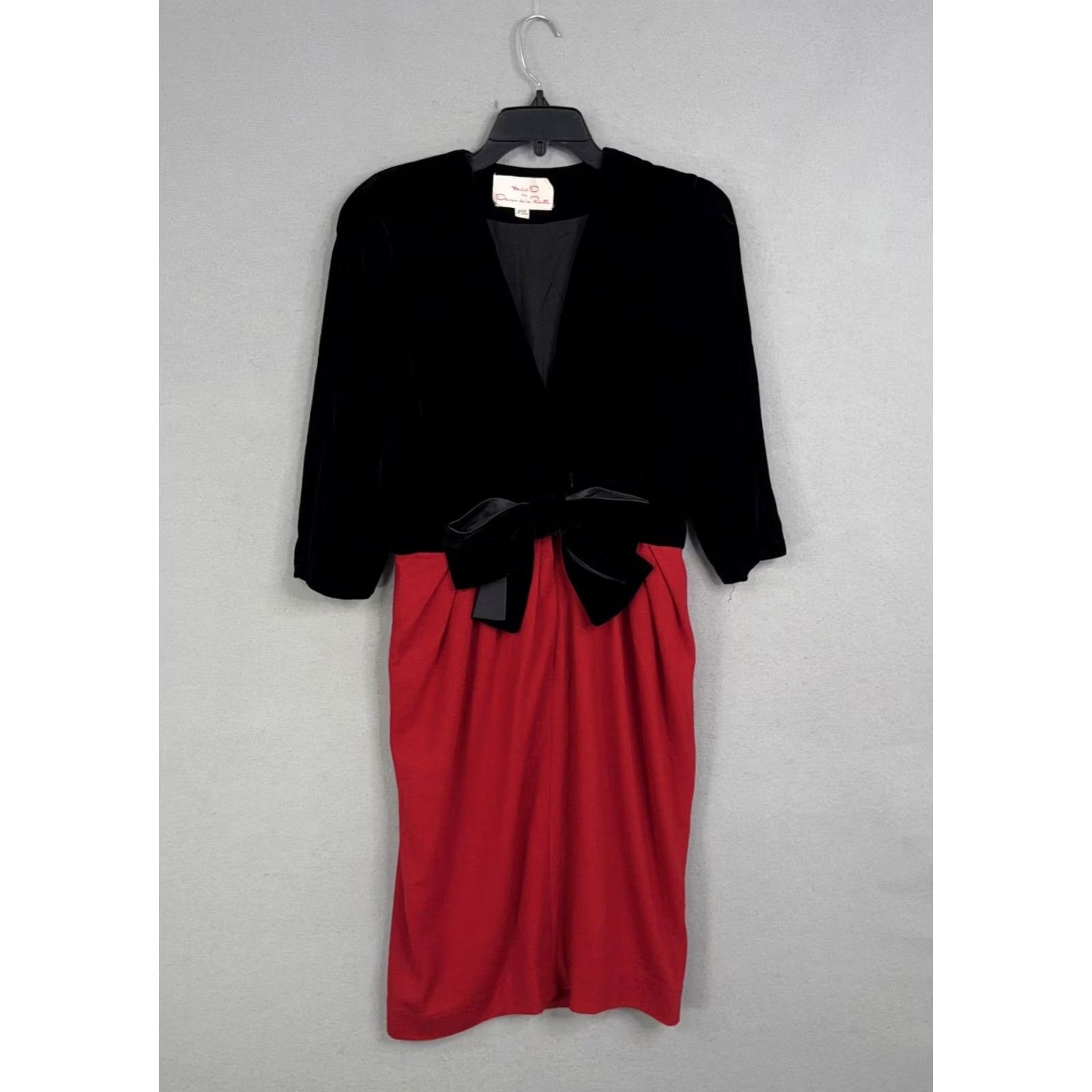 Oscar De La Renta VINTAGE Miss O by Oscar de la Renta Dress Womens 10 Black Red Velvet Bow Pencil Dress Mens? Size L / US 10 / IT 46 - 2 Thumbnail