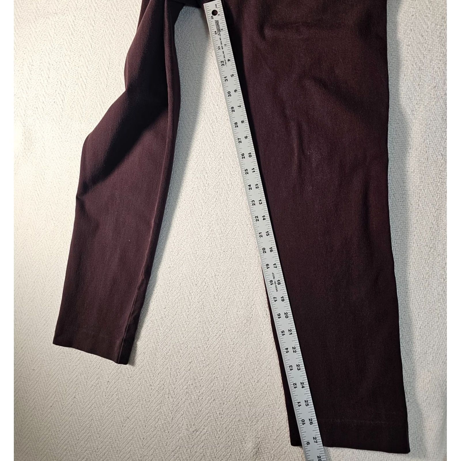 Vintage 41 Hawthorne Wine Straight Leg Chino Pants Women's Size 10 Cropped Dressy Career Professional Suiting Material Blend Stretch Closet Ready Size 32" / US 10 / IT 46 - 7 Thumbnail