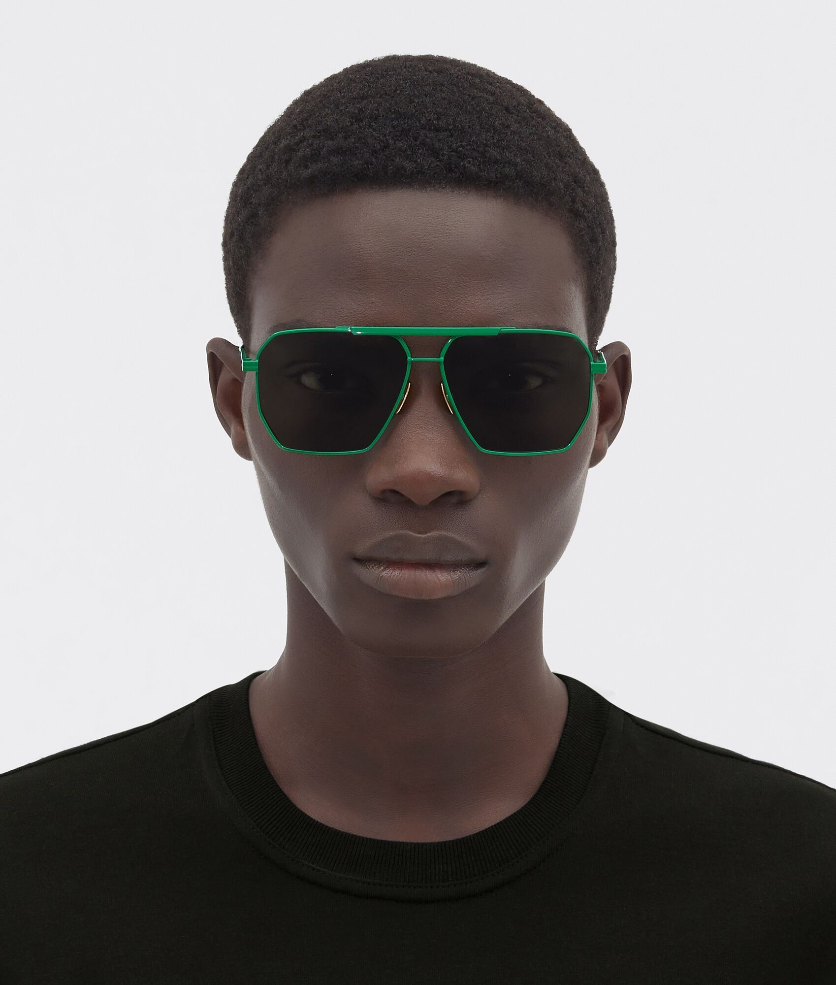 Bottega Veneta o1n1vont0924 Size: OS / Classic Aviator Sunglasses in Green Size ONE SIZE - 2 Thumbnail